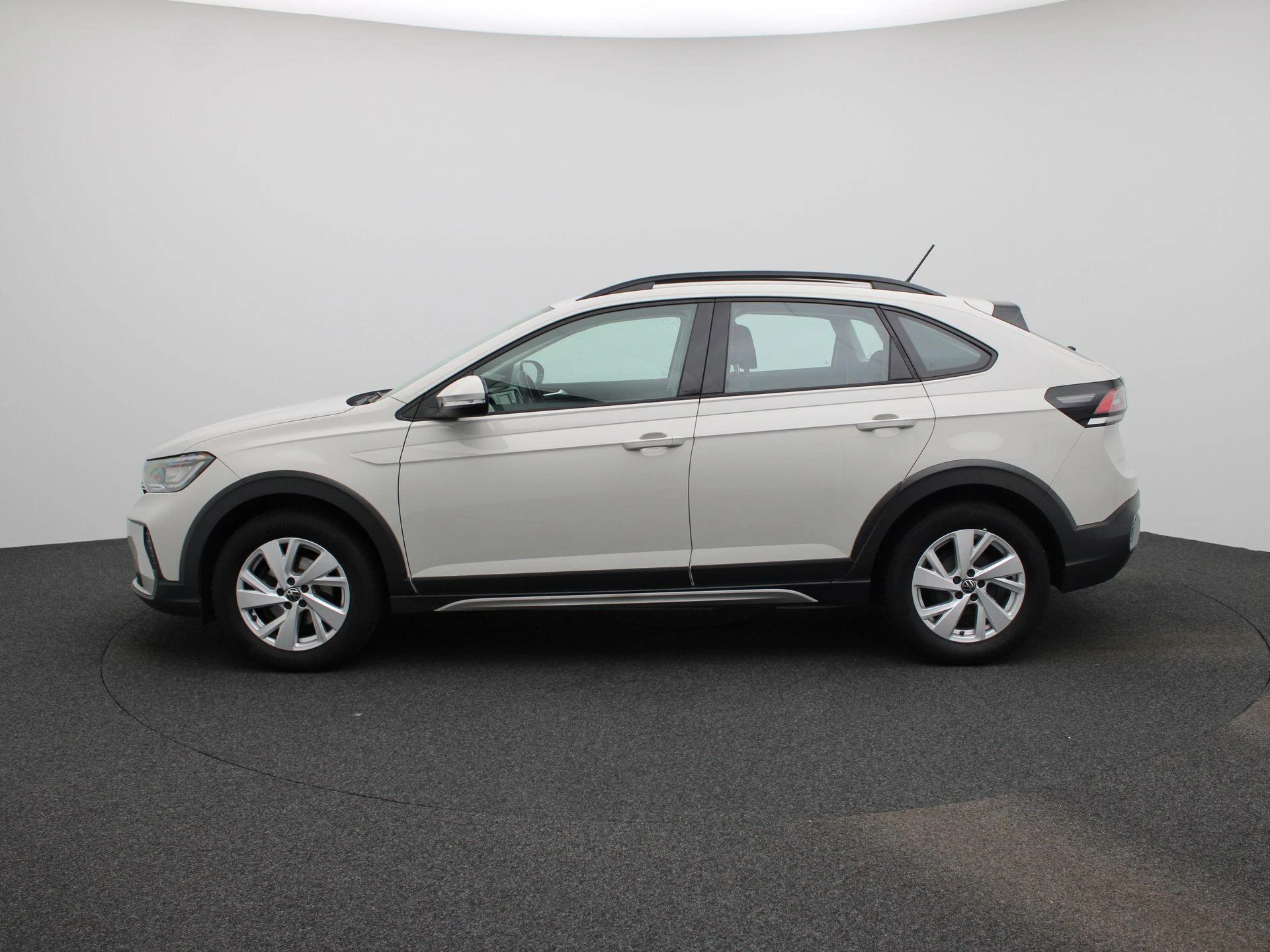 Volkswagen-Taigo-image-3