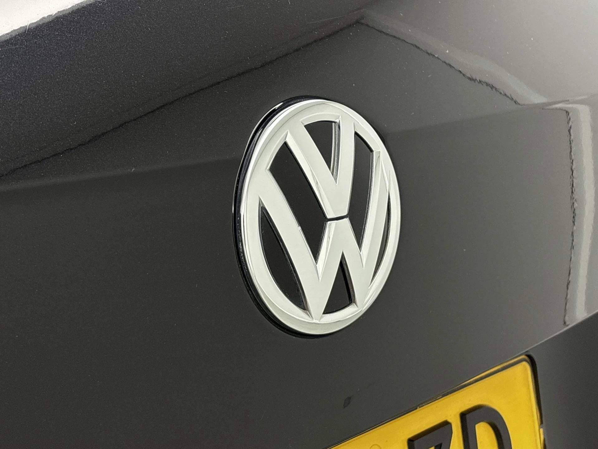Volkswagen-Tiguan-image-15