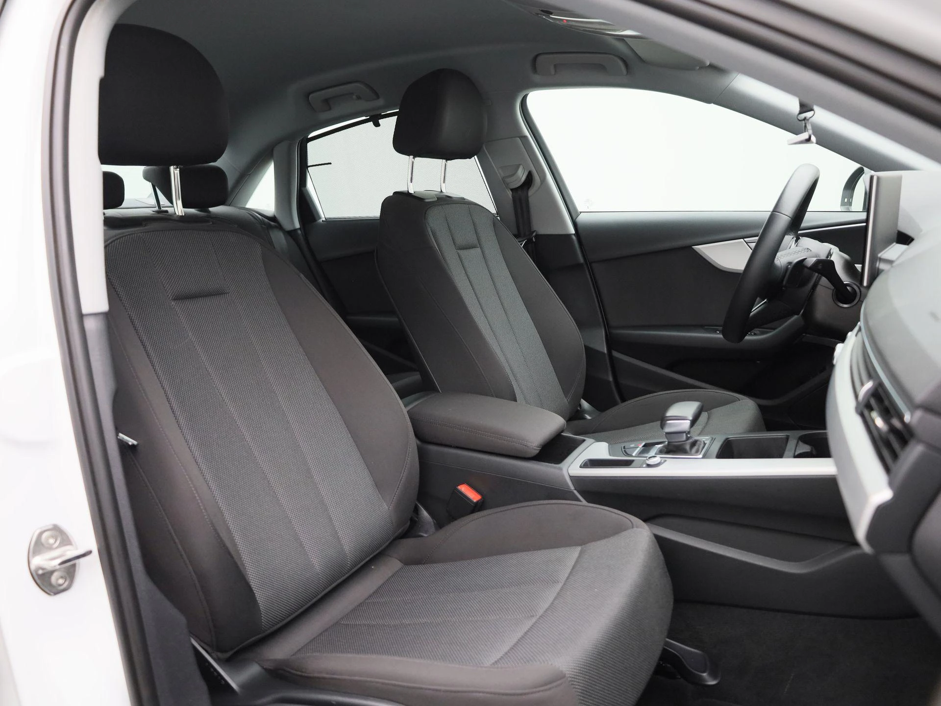 Audi-A4-image-38