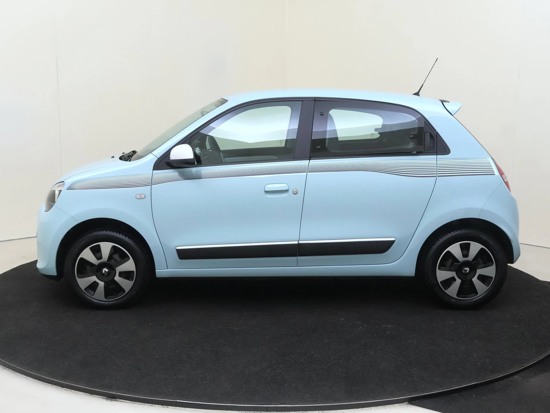 Renault-Twingo-image-3