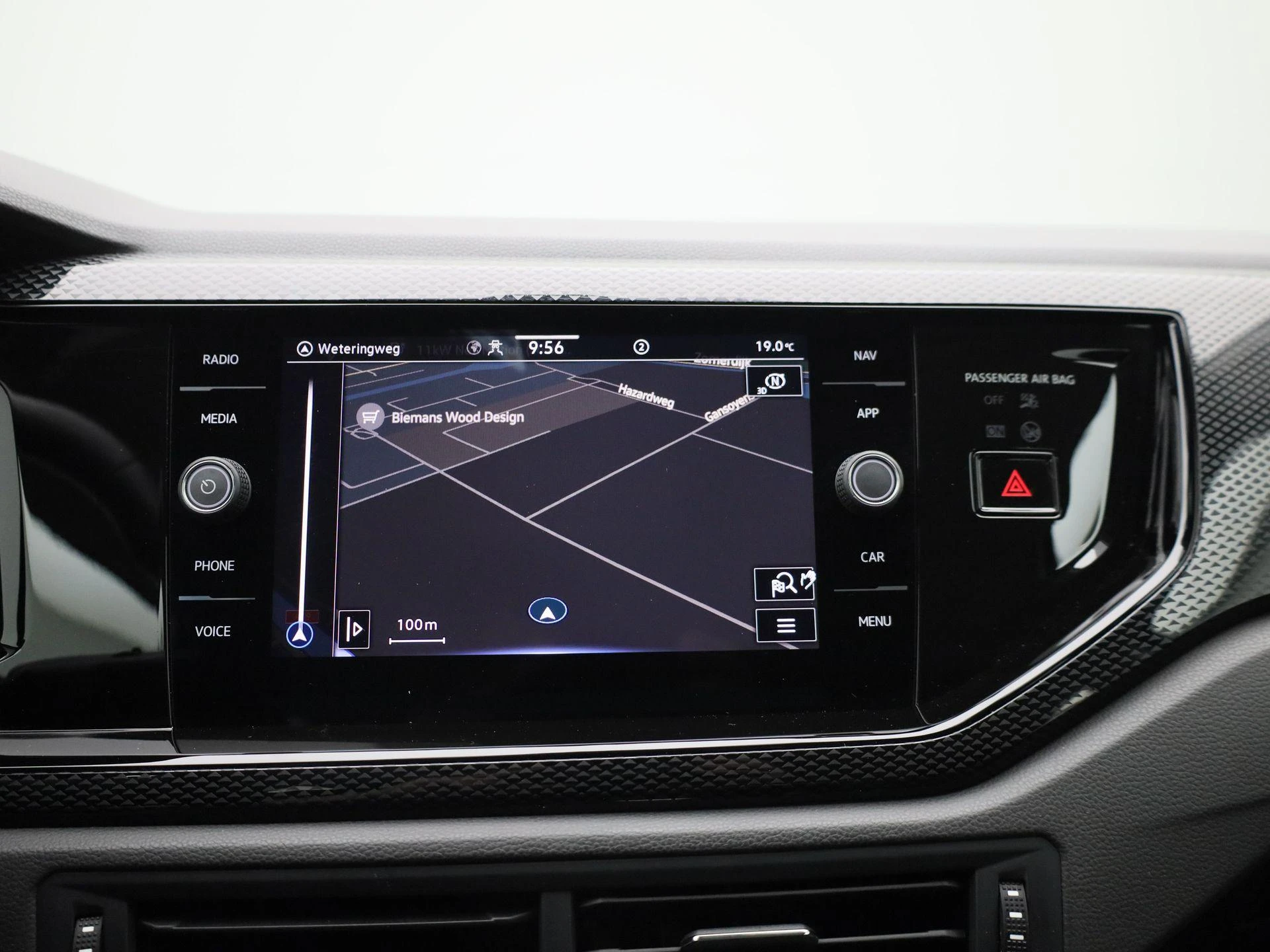 Volkswagen-Polo-image-15