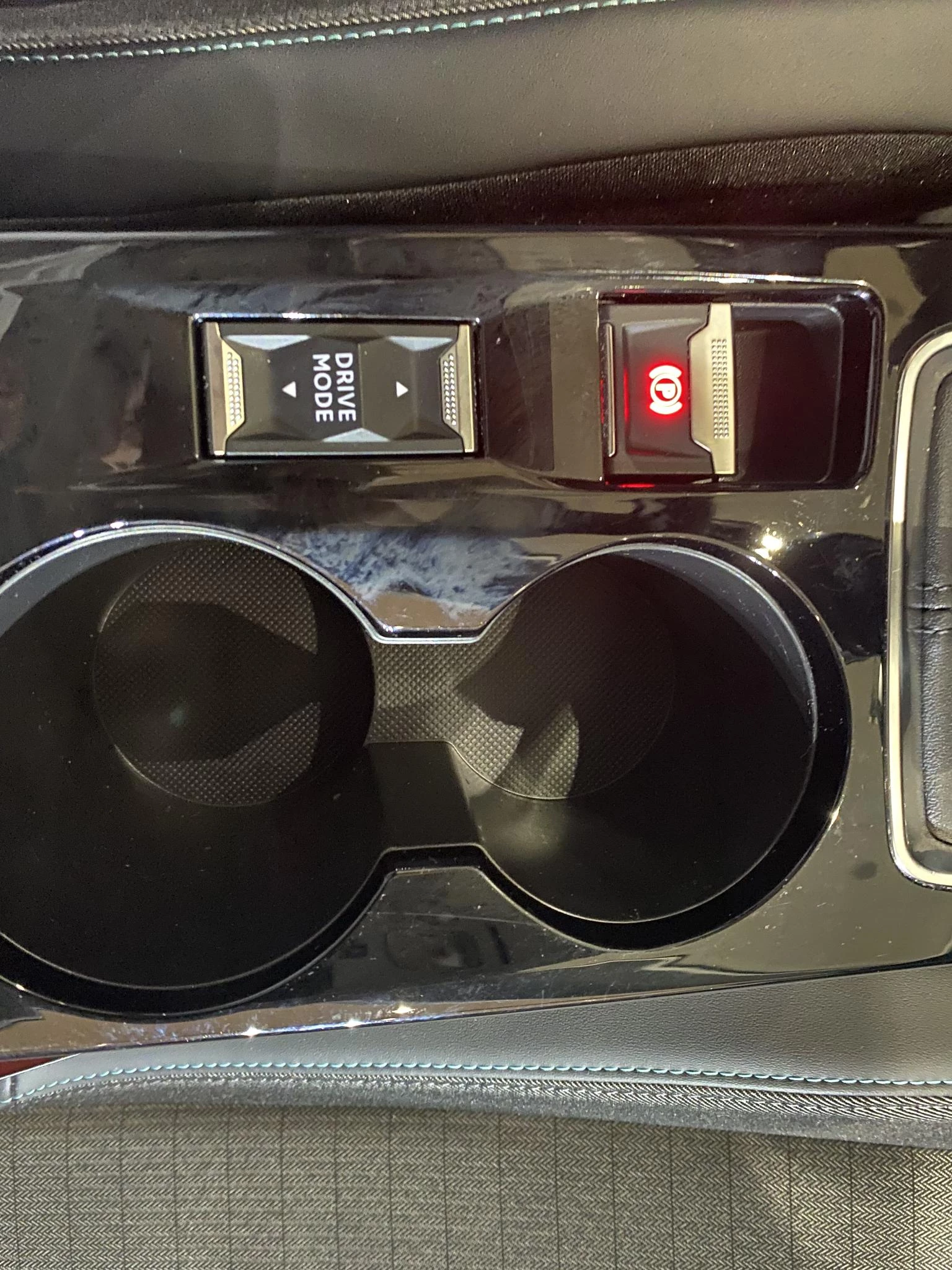 Peugeot-208-image-30