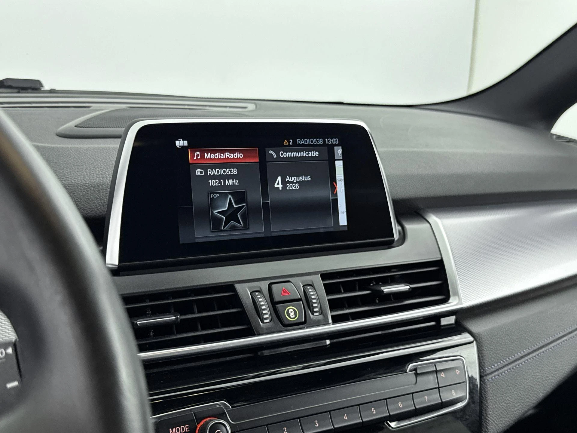BMW-2 Serie-image-11