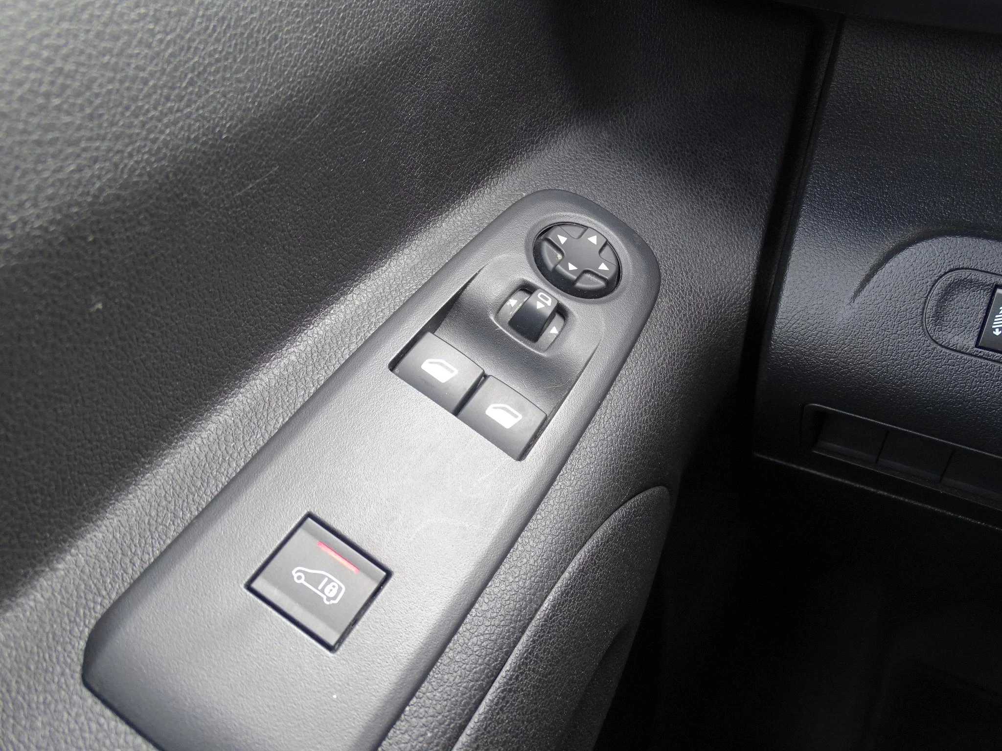 Peugeot-Partner-image-21