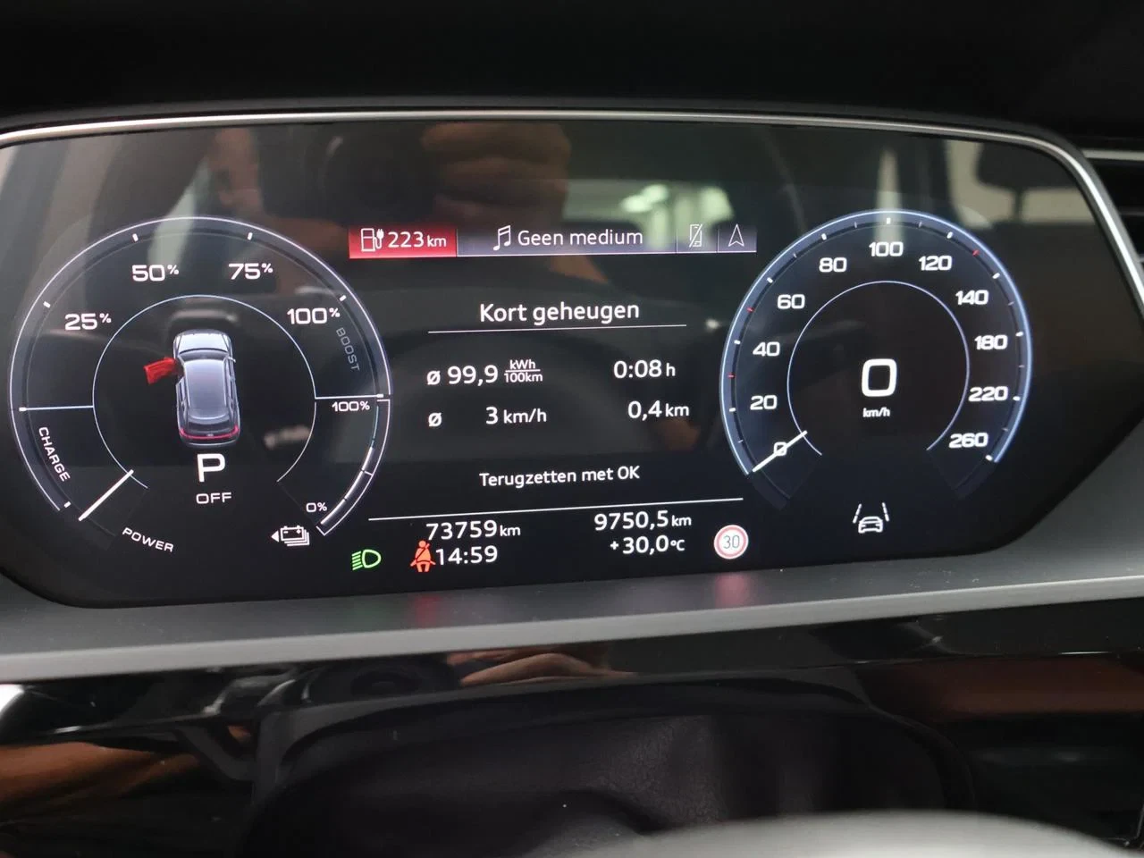 Audi e-tron Audi e-tron 95kWh 55 QUATTRO 408PK *AUTOMAAT*PANODAK*TREKHAAK*BRUIN LEDER*ACC*CAMERA*PDC*NAVI*APP-CONNECT*...*