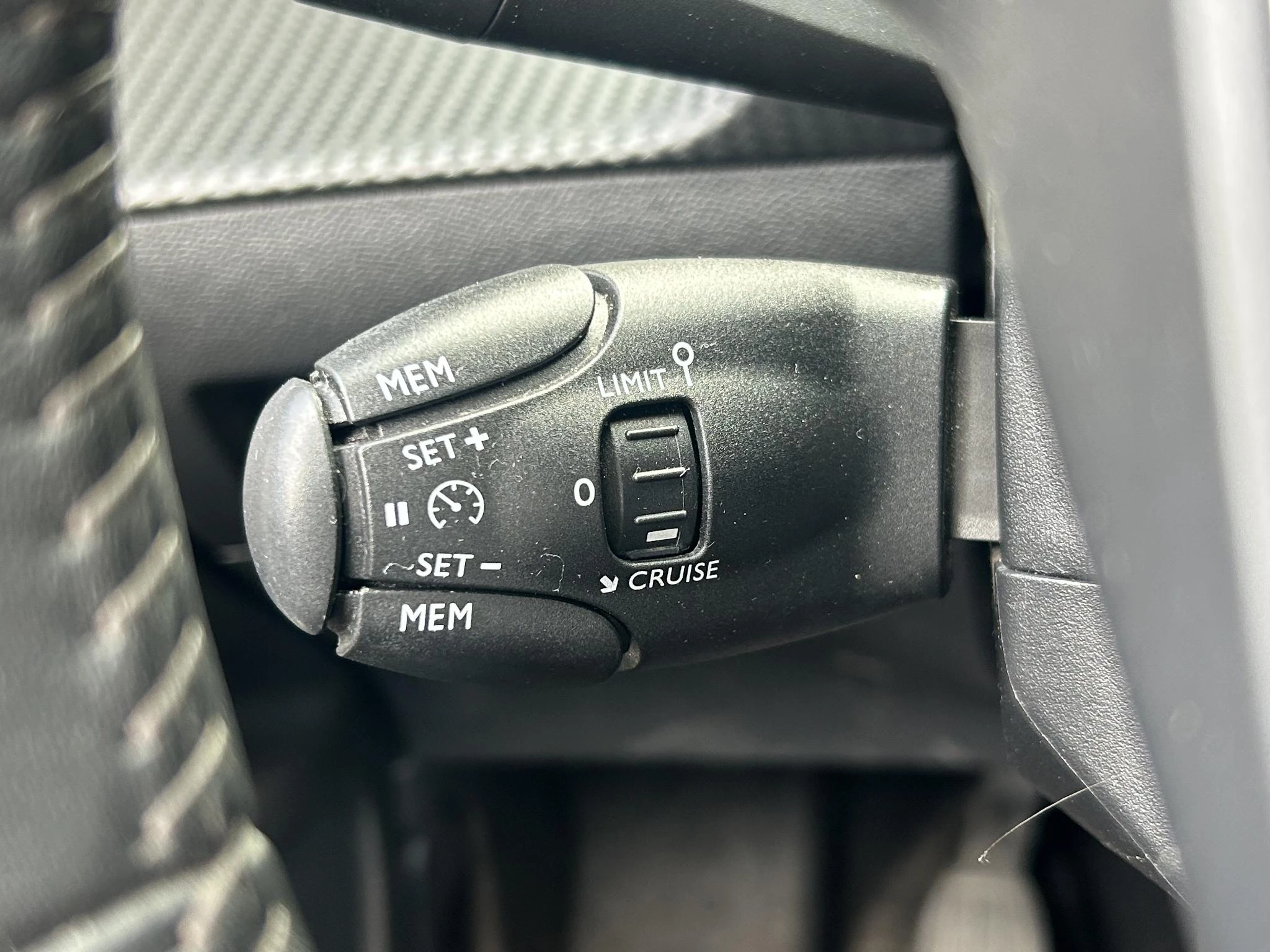 Peugeot-2008-image-22