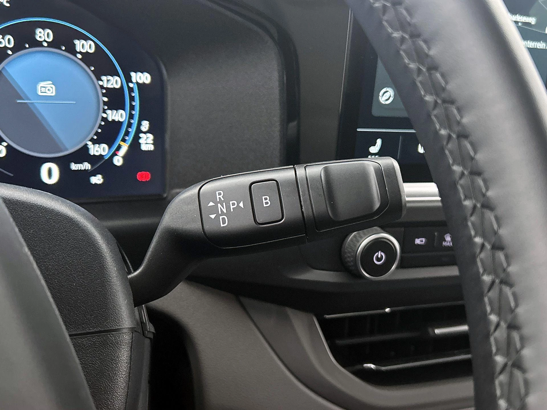 Volkswagen e-Transporter Bulli L2H1 218PK