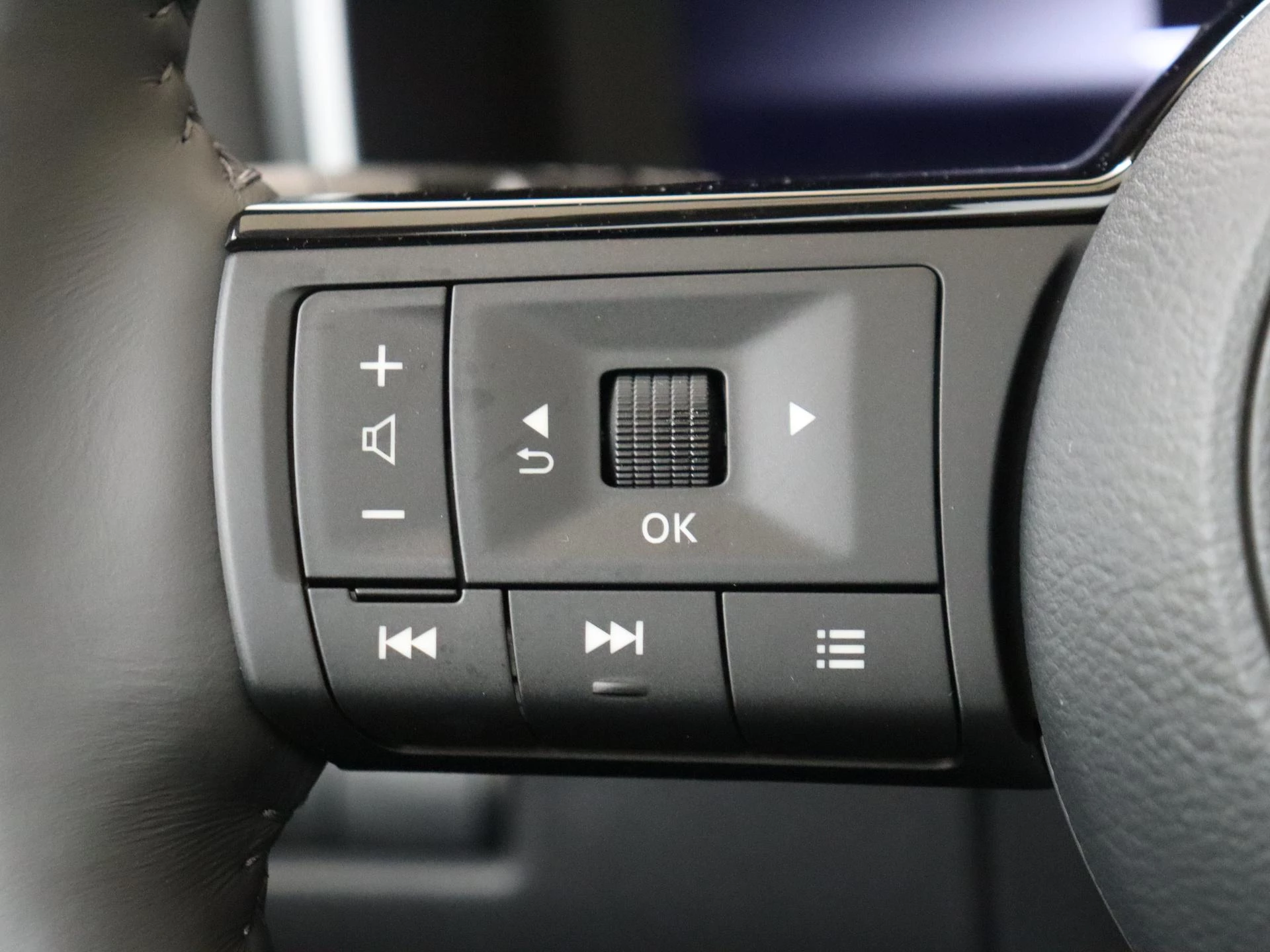 Nissan-QASHQAI-image-15