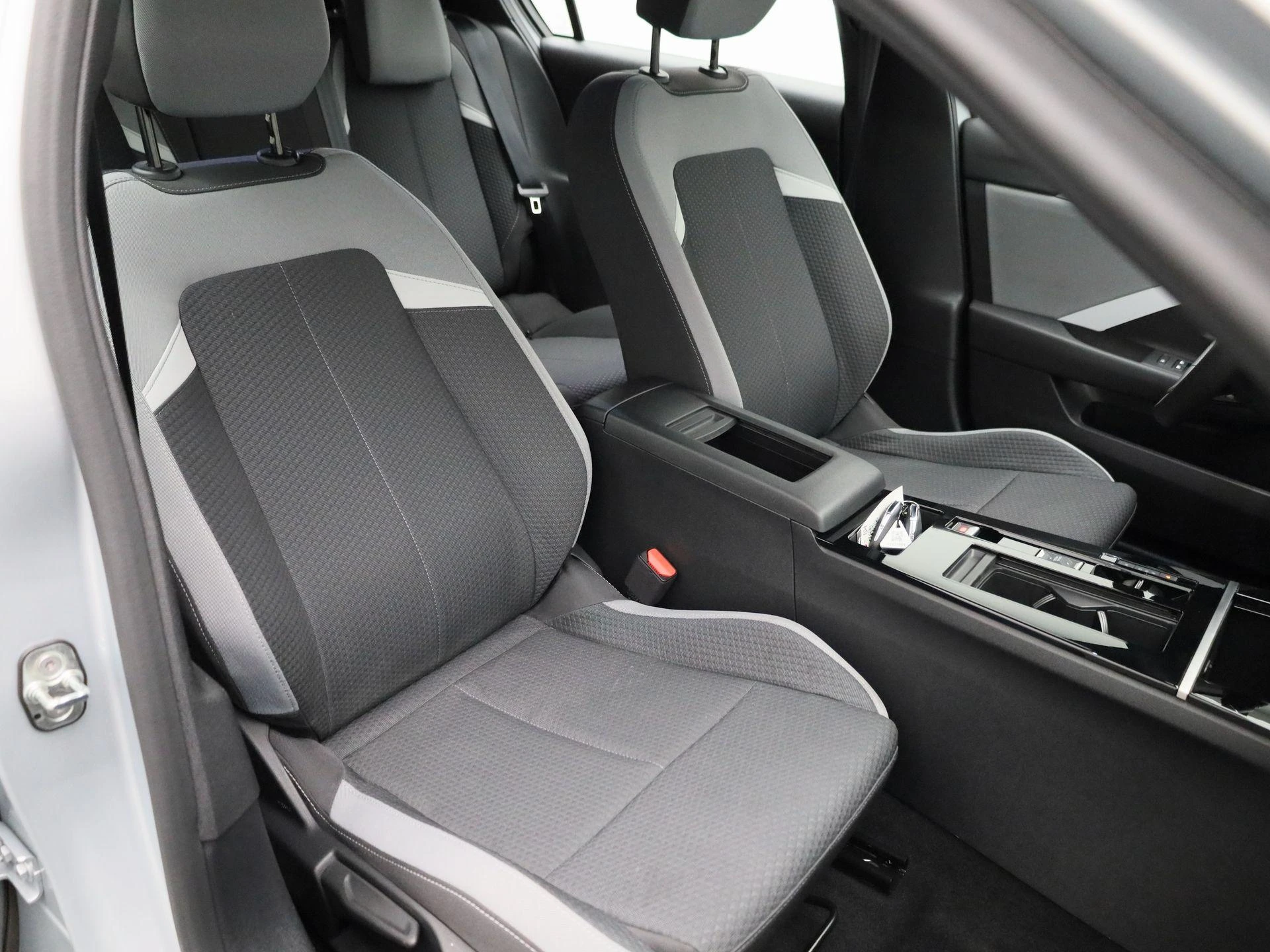 Opel-Astra-image-30