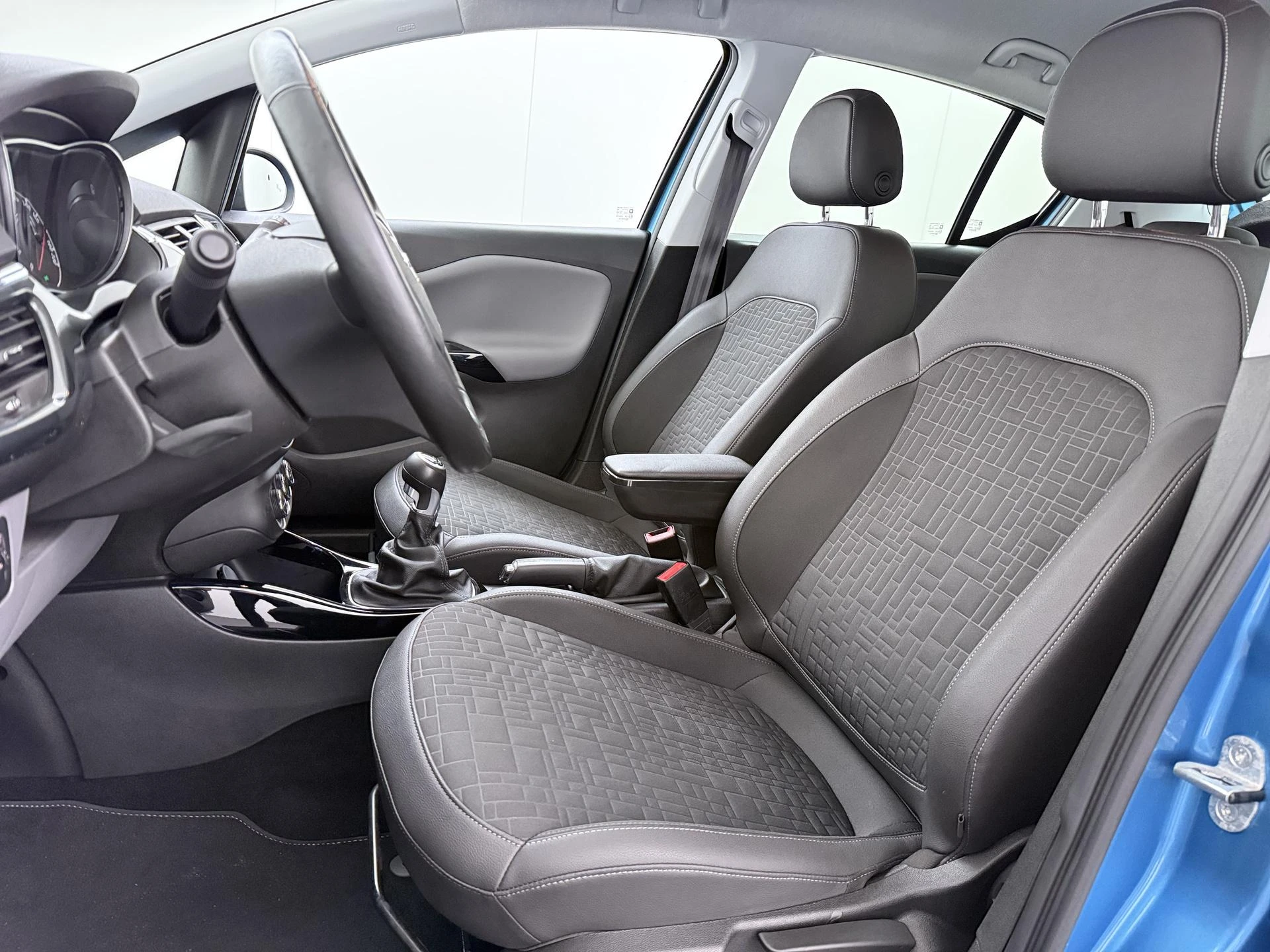 Opel-Corsa-image-4