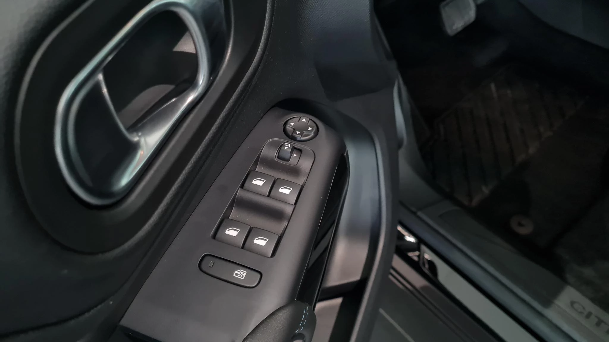 Citroën-C5 Aircross-image-11