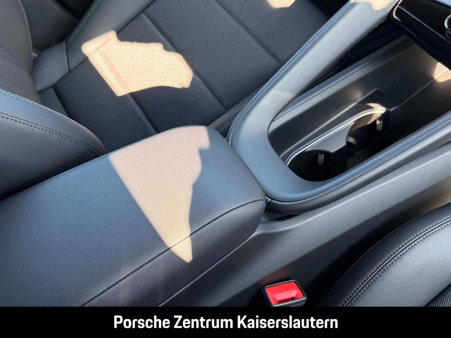 Porsche Macan 4 Surround-View BOSE Luftfederung LED -