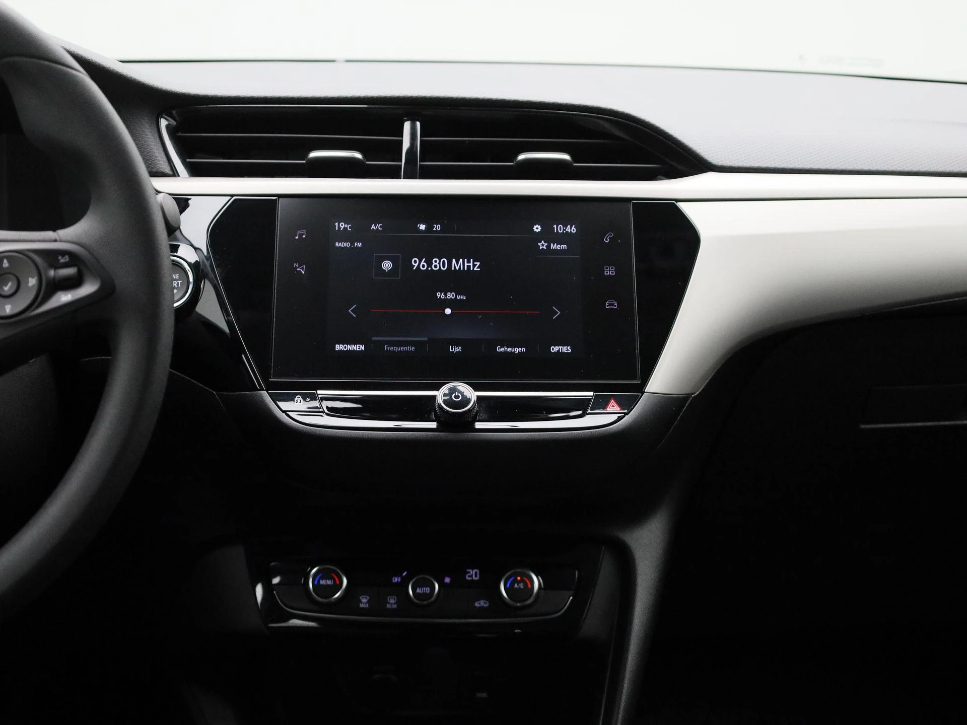 Opel-Corsa-e-image-8