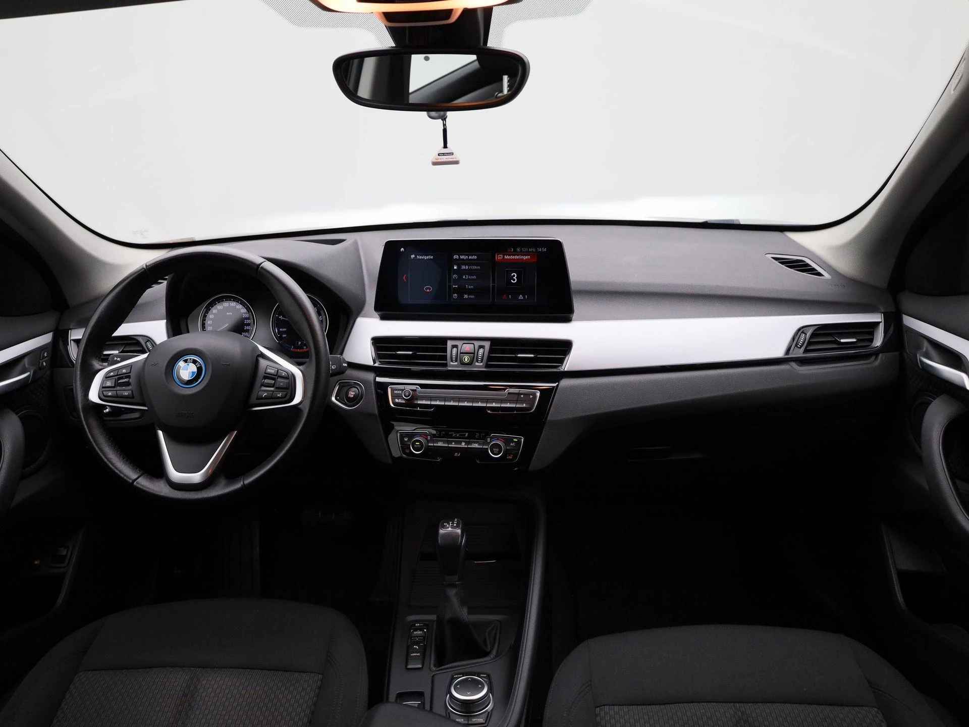 BMW-X1-image-35