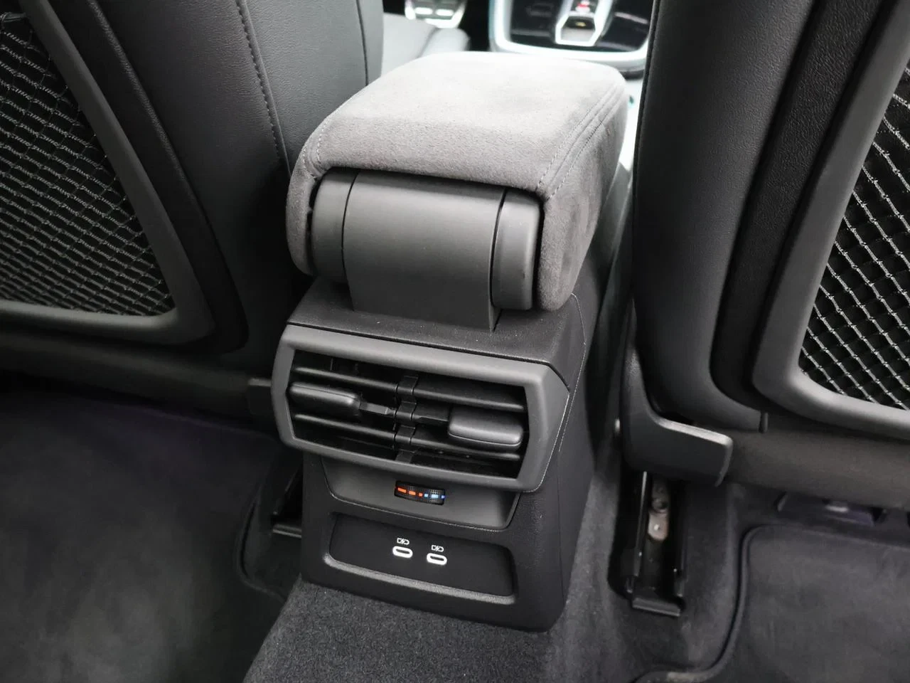 Audi-RS3-image-5