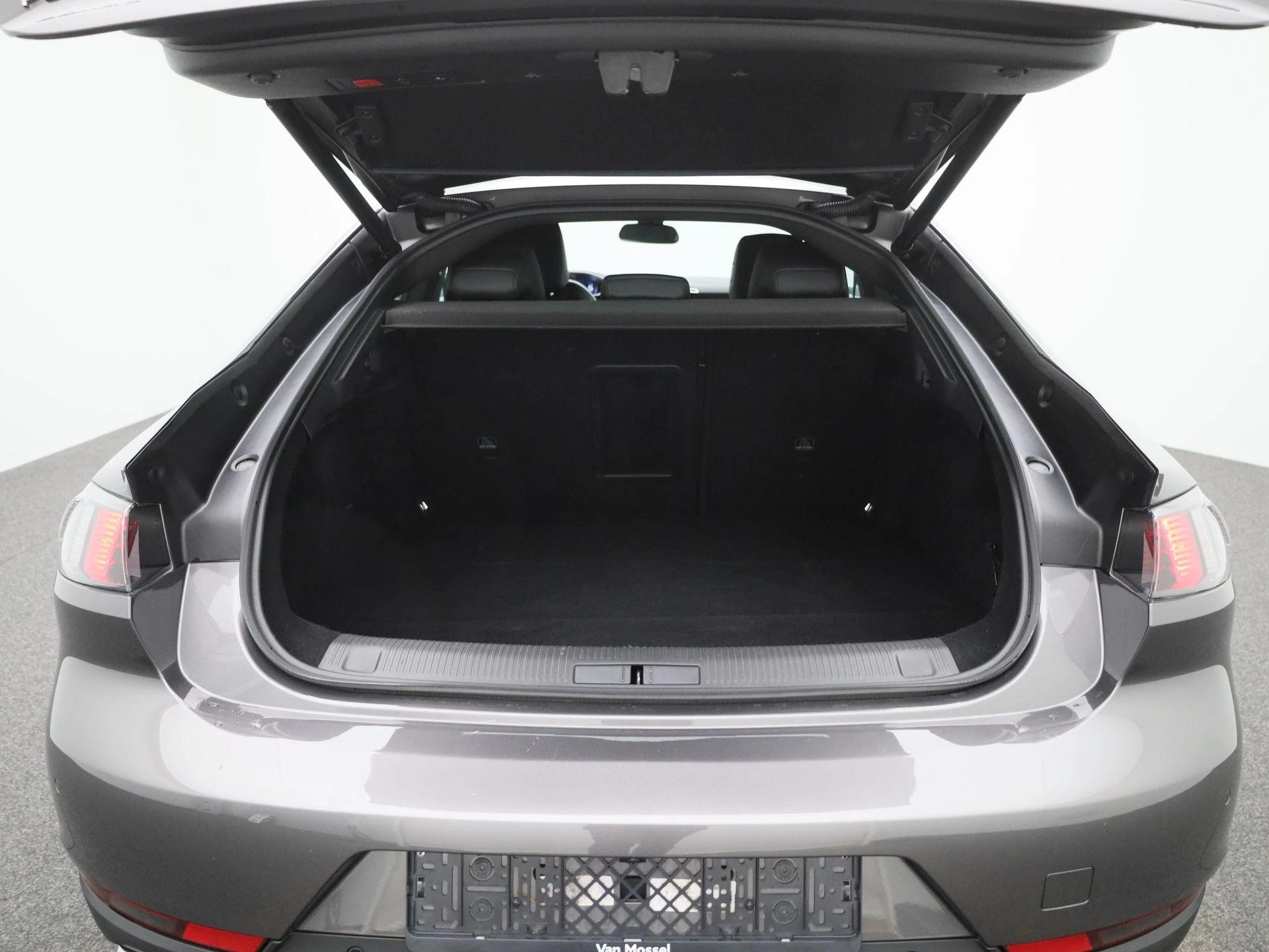 Peugeot 508 1.5 BlueHDi 130 S&S EAT8 Allure Pack