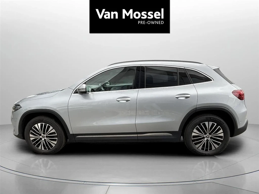 Mercedes-Benz-EQA-image-7