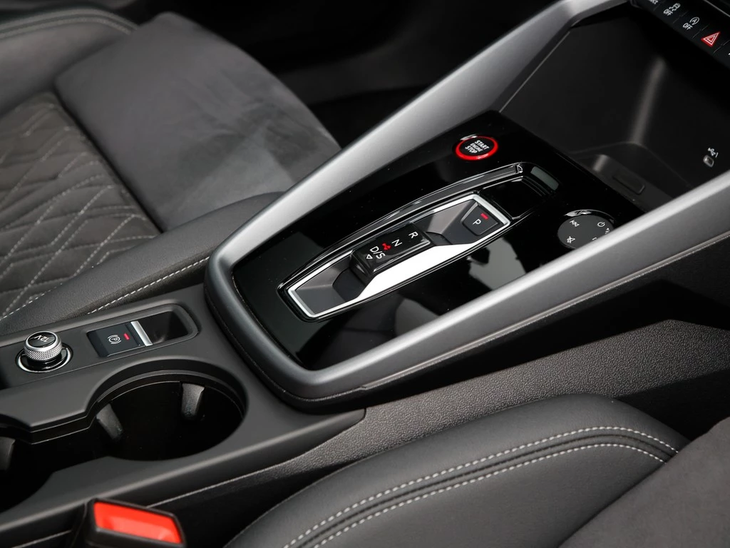 Audi S3 Sportback 2.0 TFSI SONOS Matrix ACC Kamera