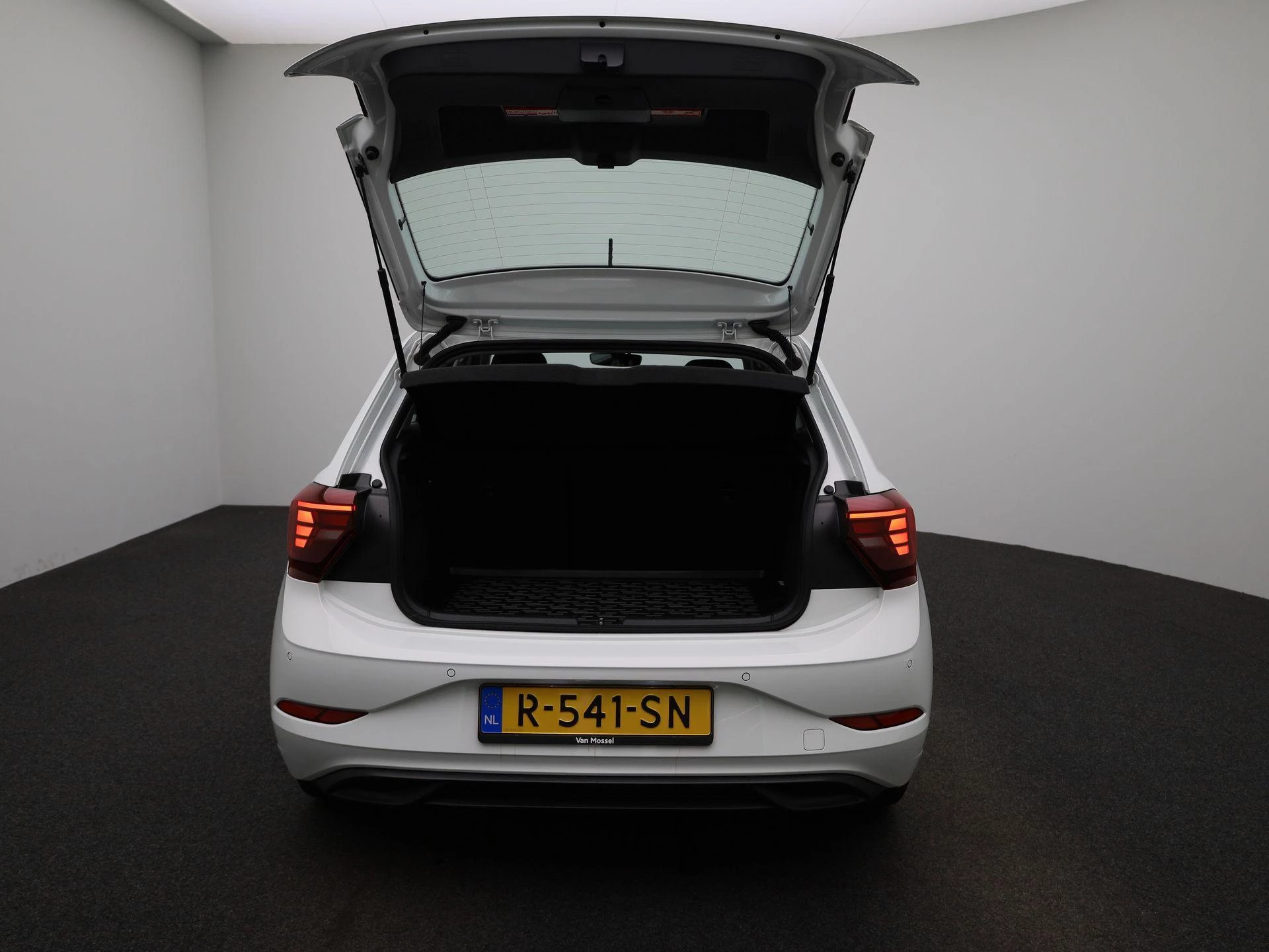 Volkswagen Polo 1.0 TSI Life Business