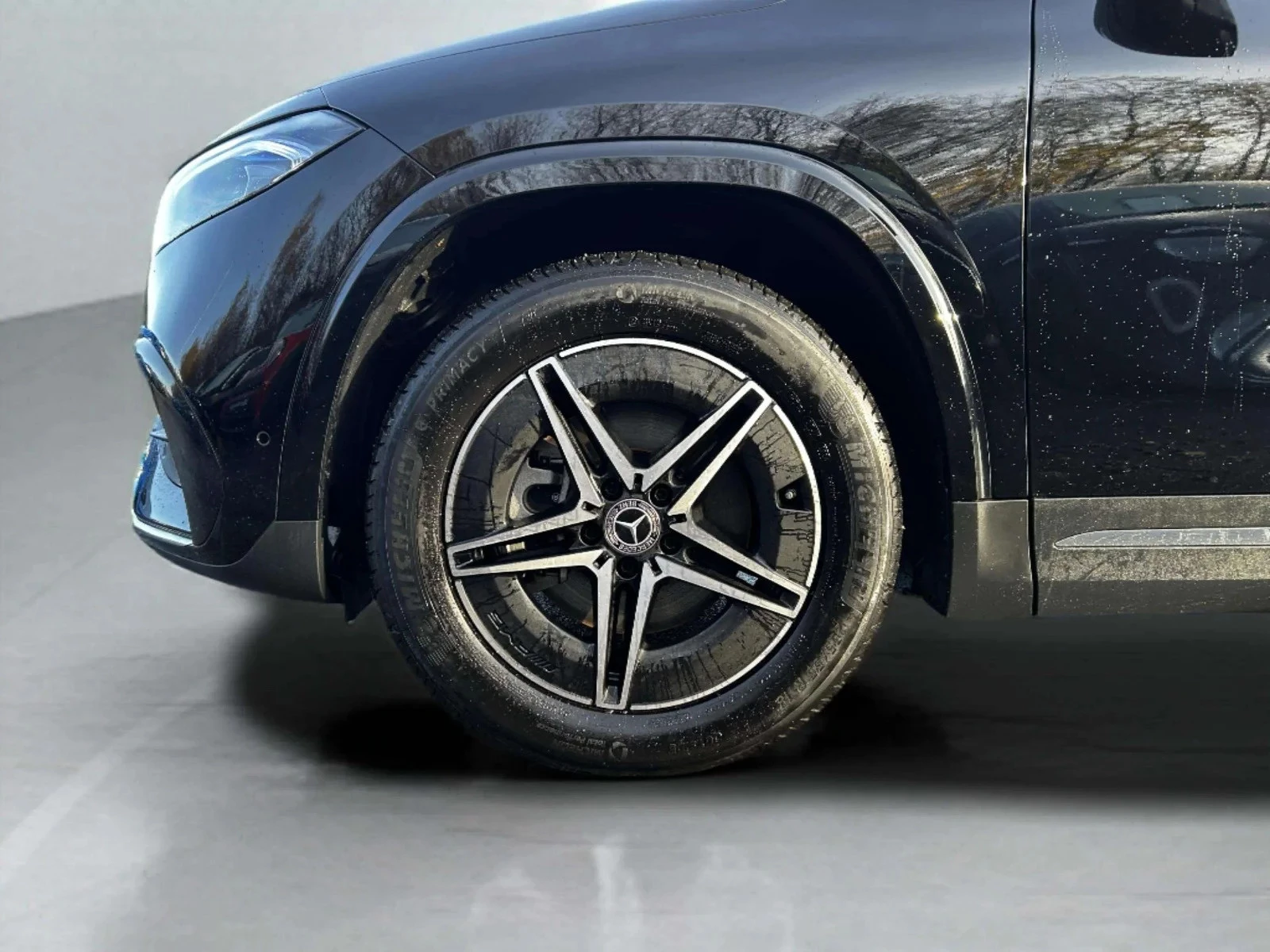 Mercedes-Benz-EQA-image-8