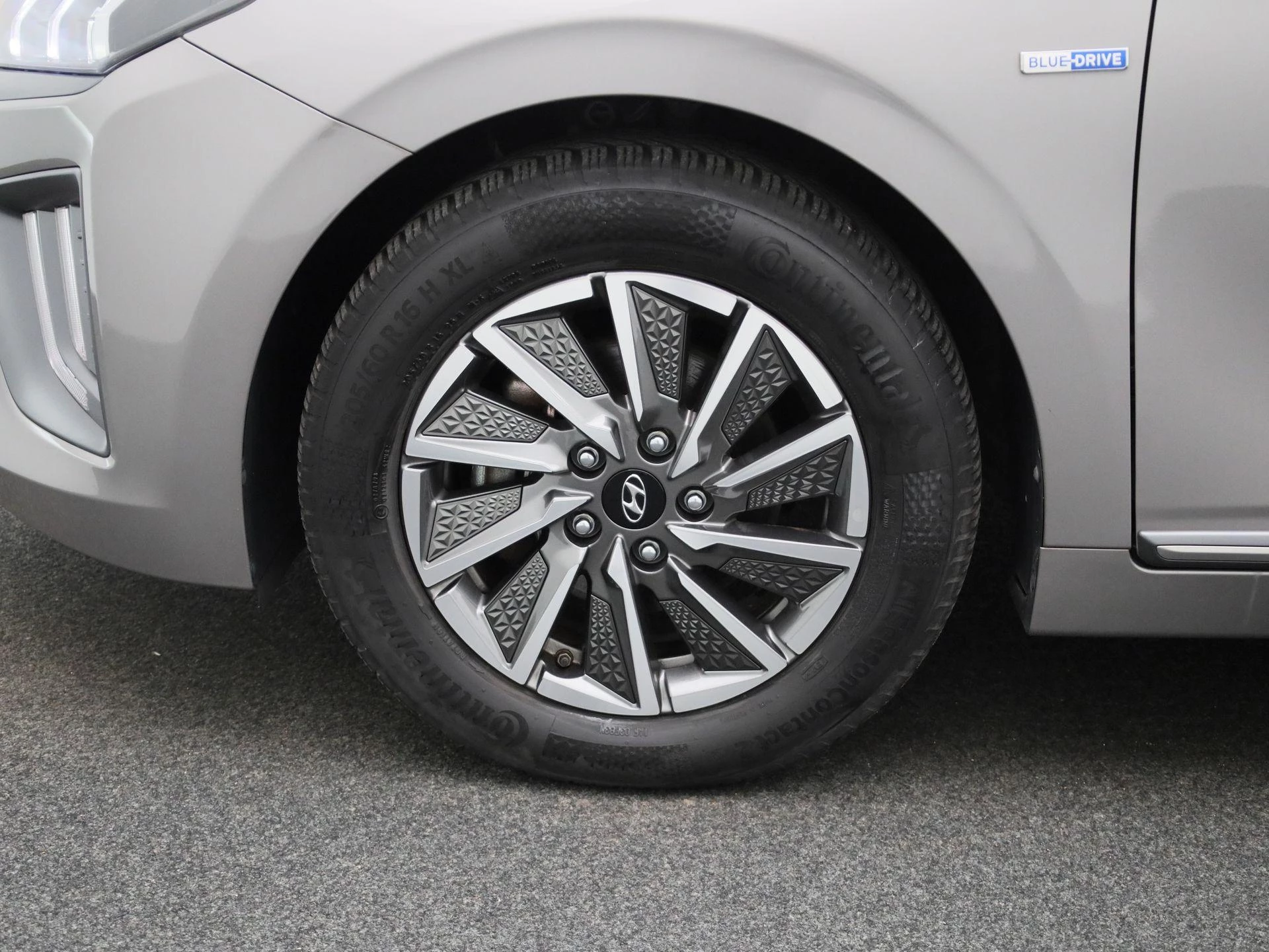 Hyundai-IONIQ-image-10