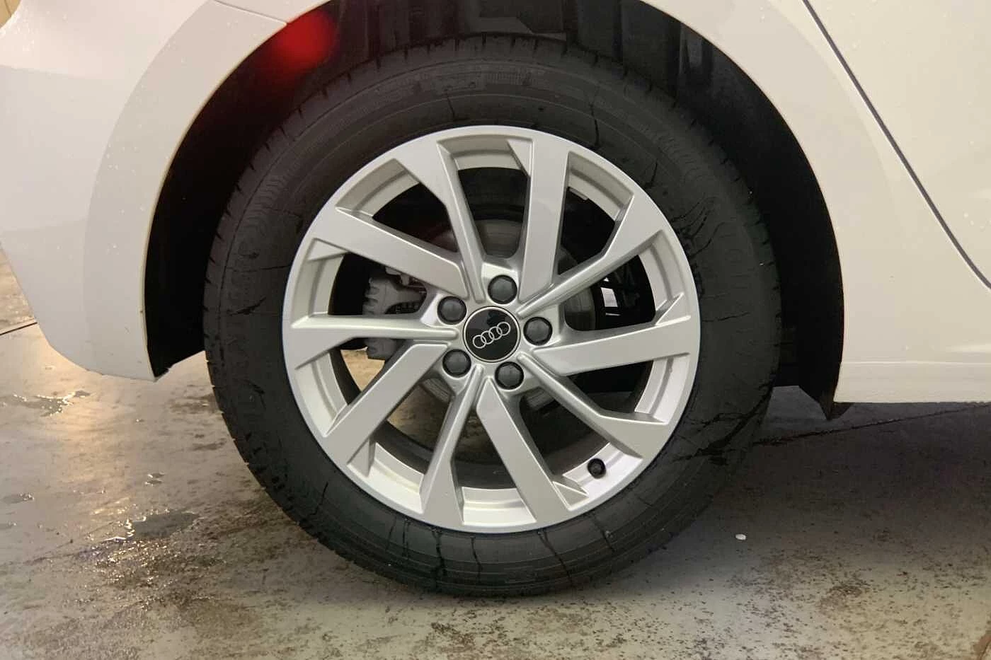 Audi-A1 Sportback-image-4