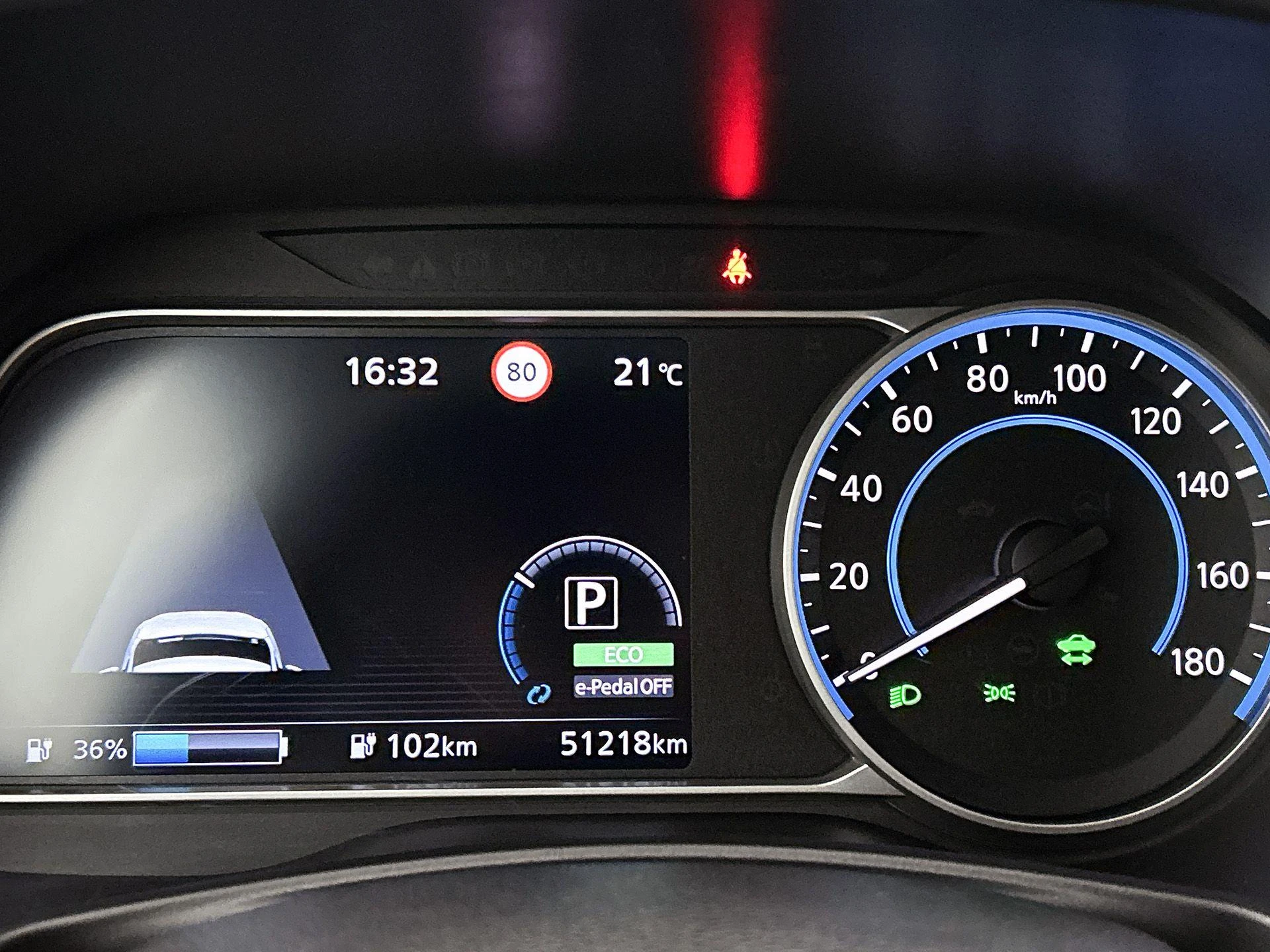Nissan-Leaf-image-18