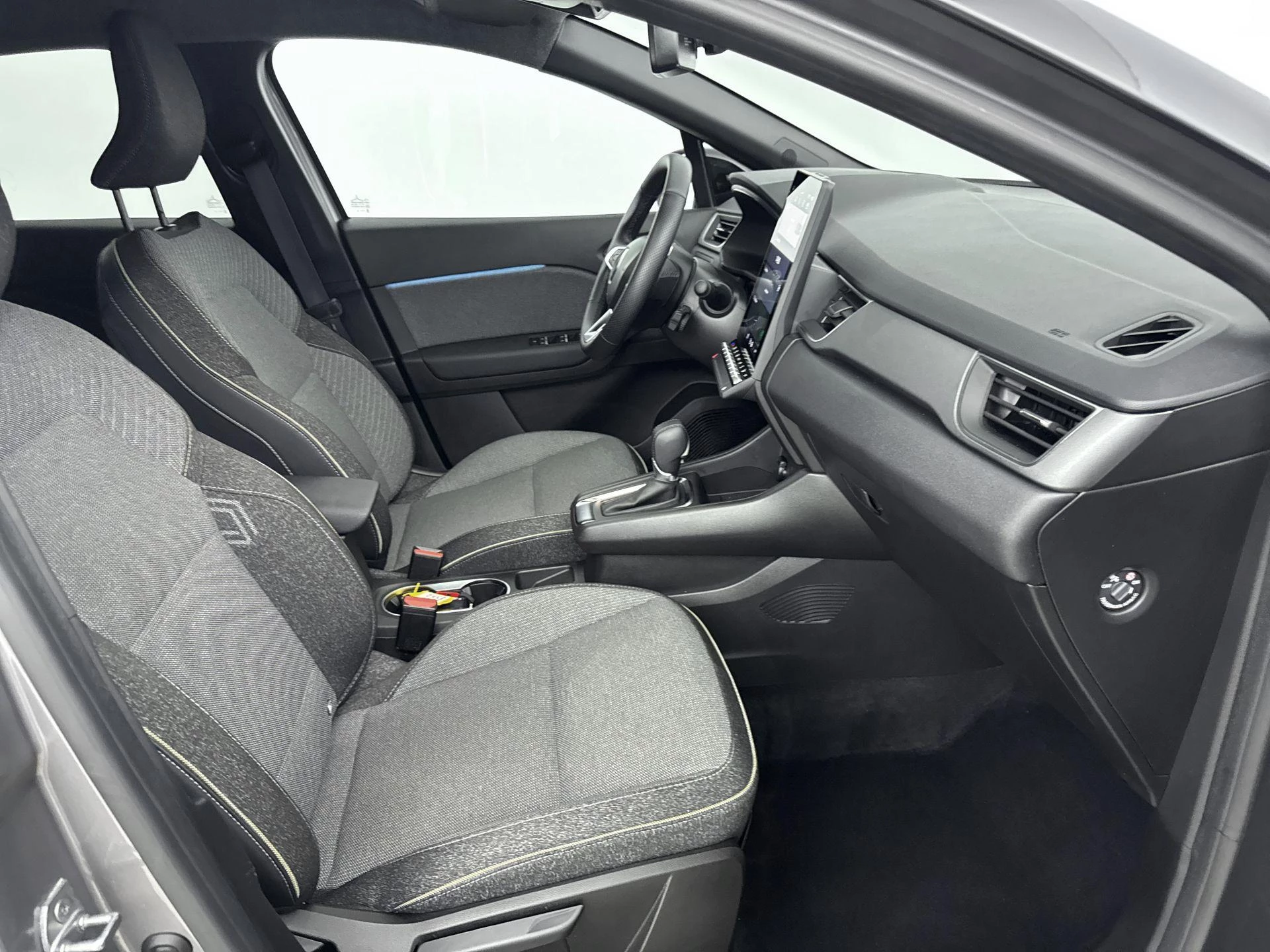 Renault-Captur-image-23