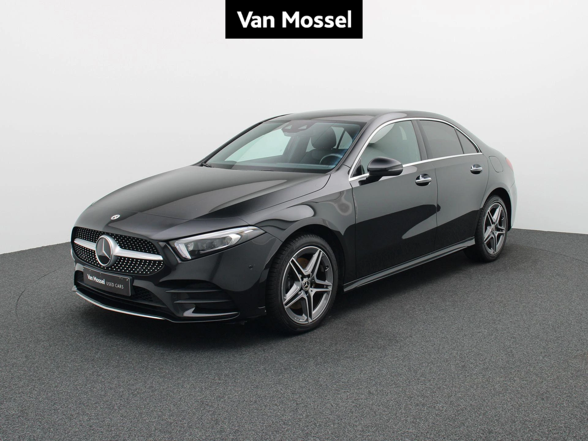 Mercedes-Benz-A-Klasse-image-0