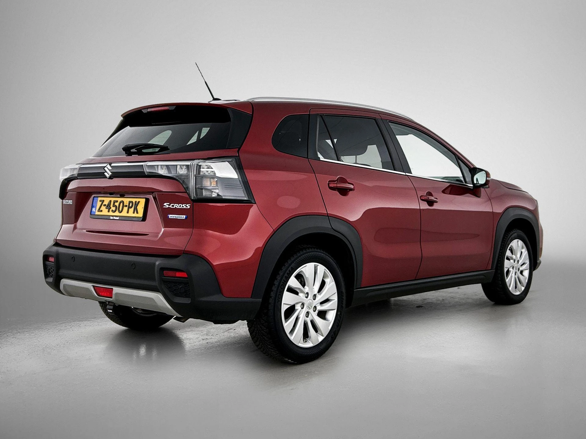 Suzuki-S-Cross-image-3