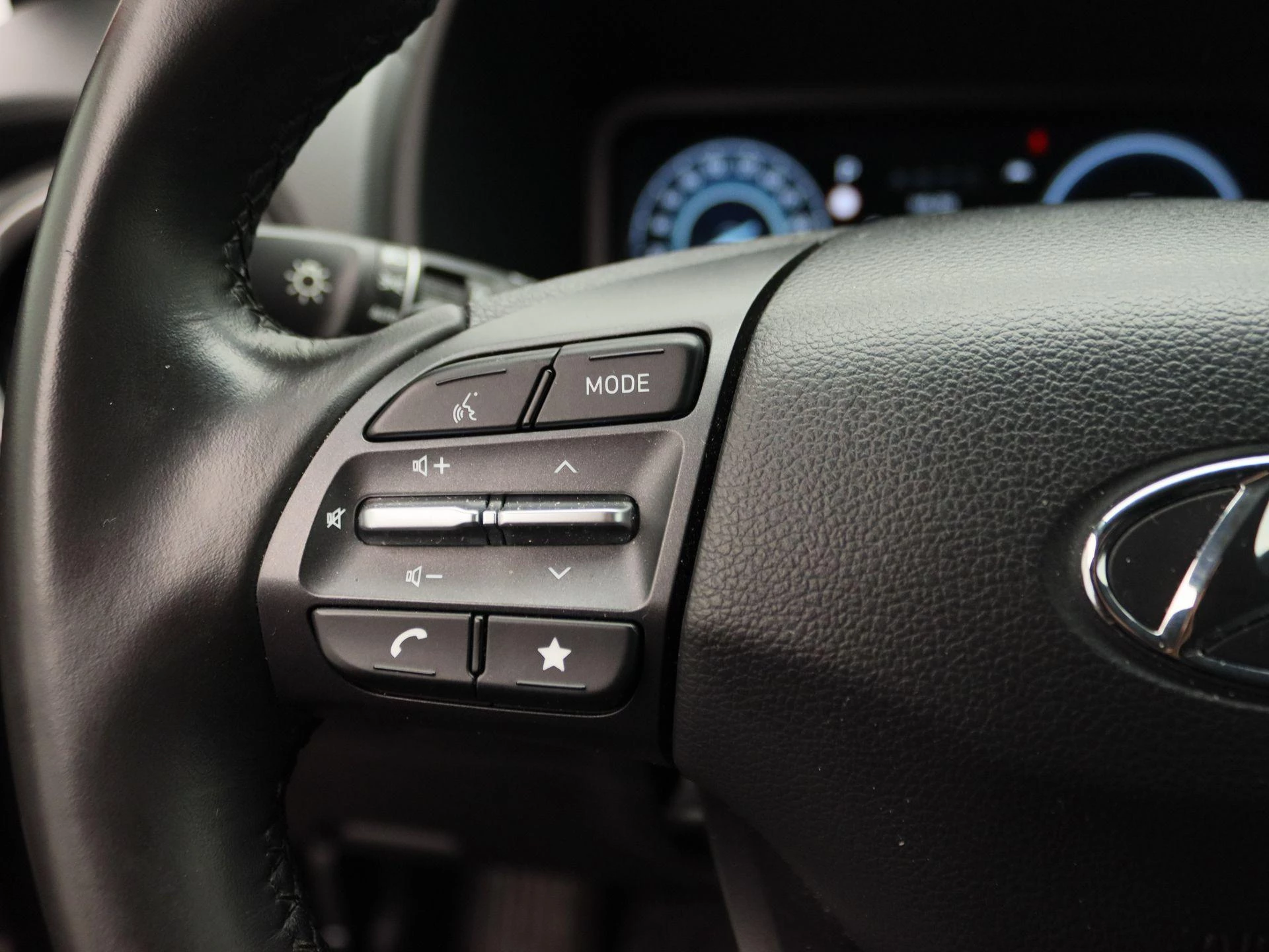 Hyundai-Kona-image-18