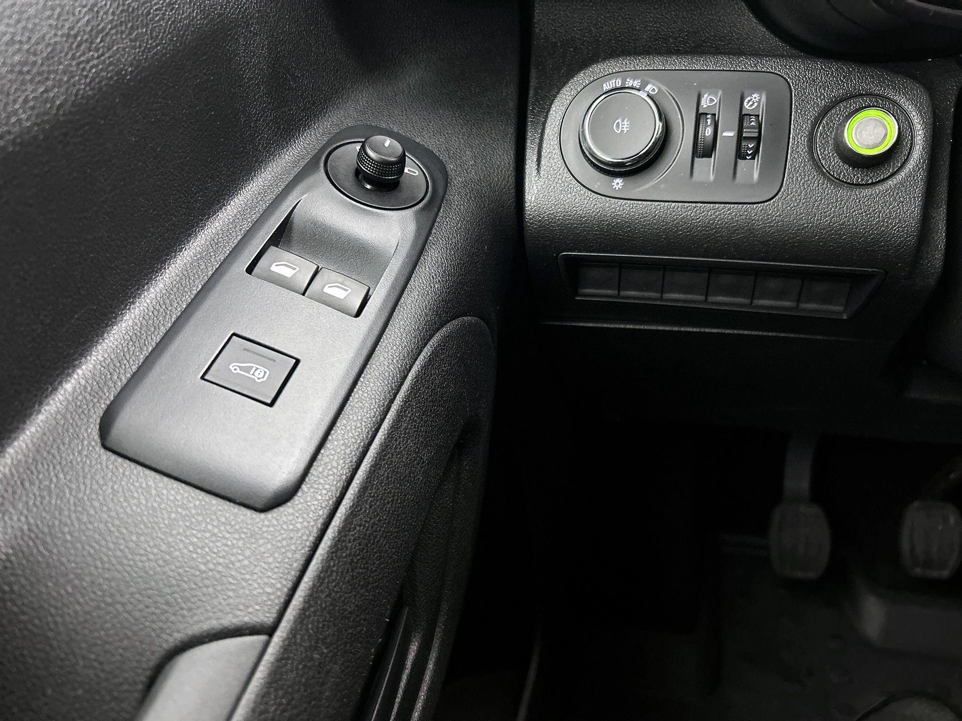 Opel-Combo-image-11