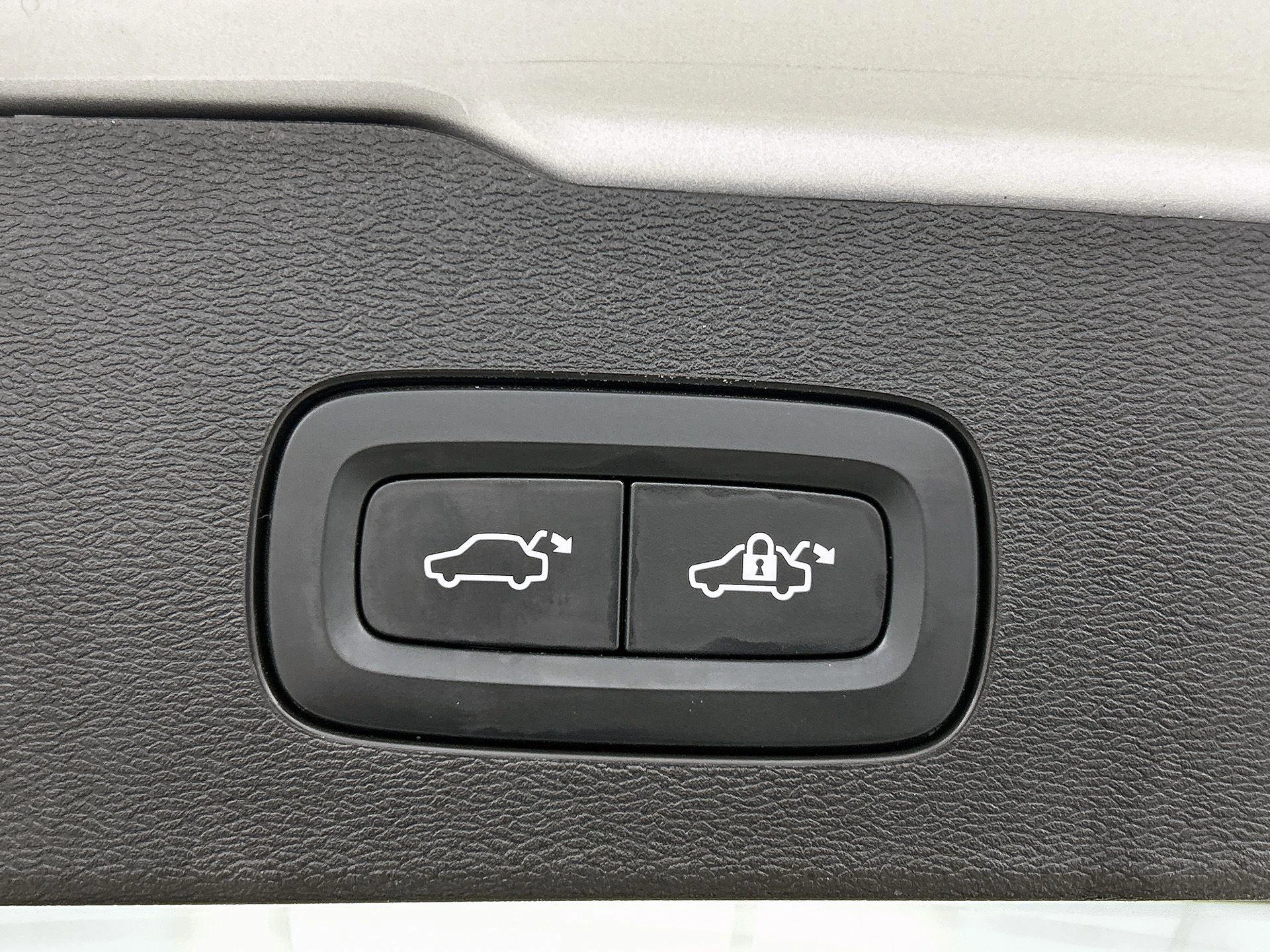Volvo-V60-image-22