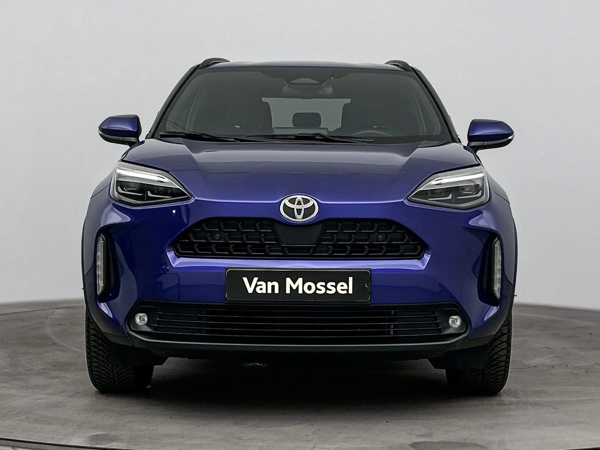 Toyota-Yaris Cross-image-4