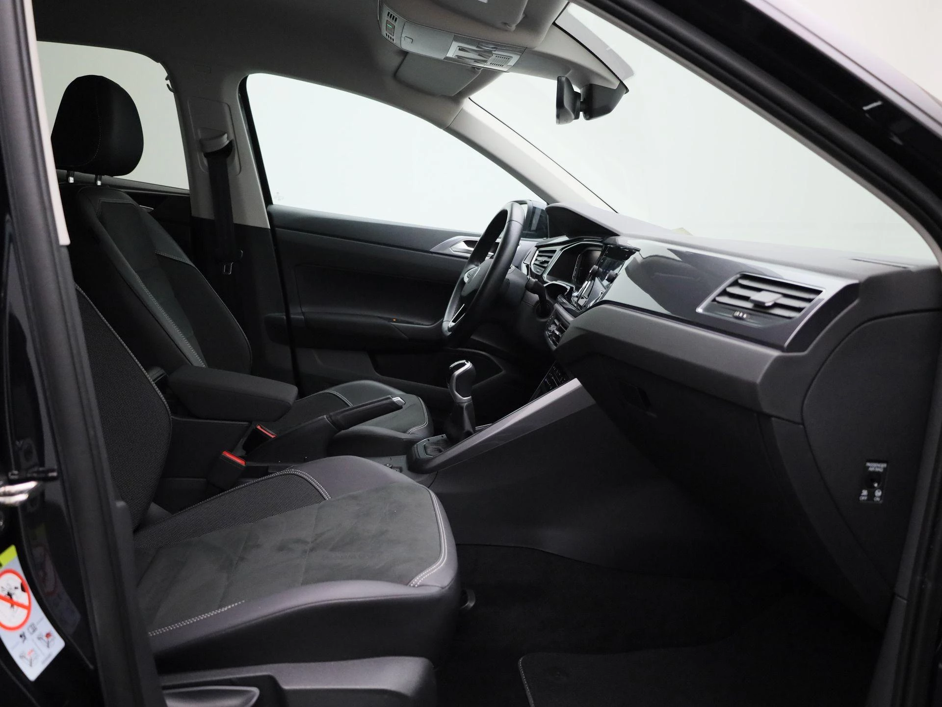 Volkswagen-Taigo-image-31