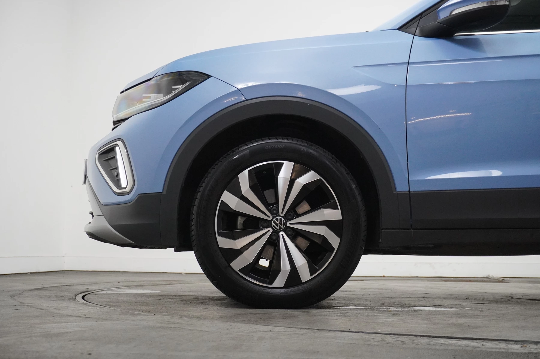 Volkswagen-T-Cross-image-4