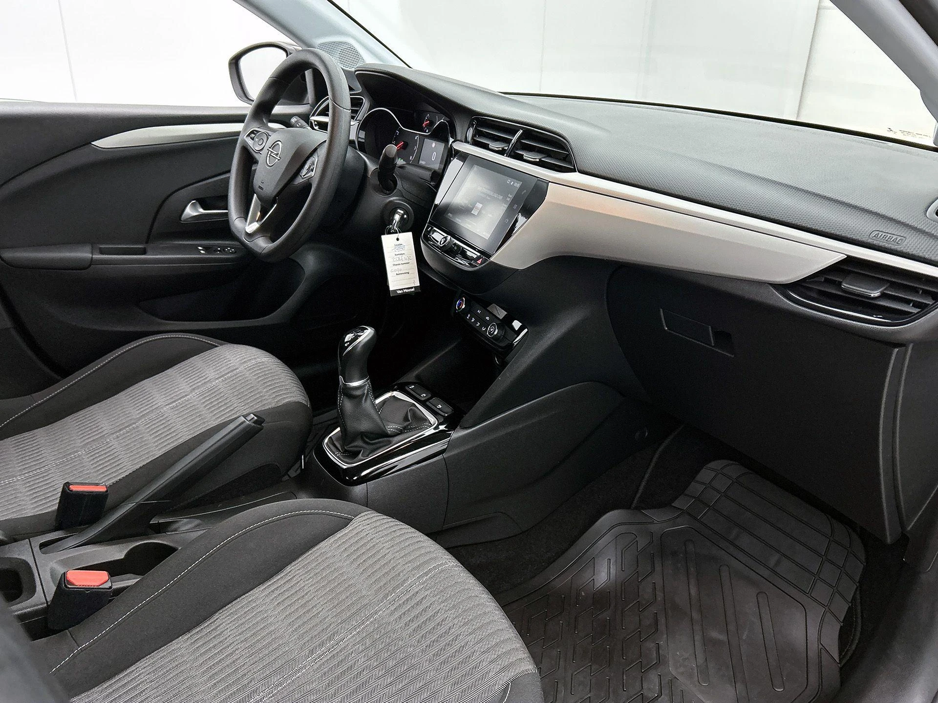 Opel-Corsa-image-19