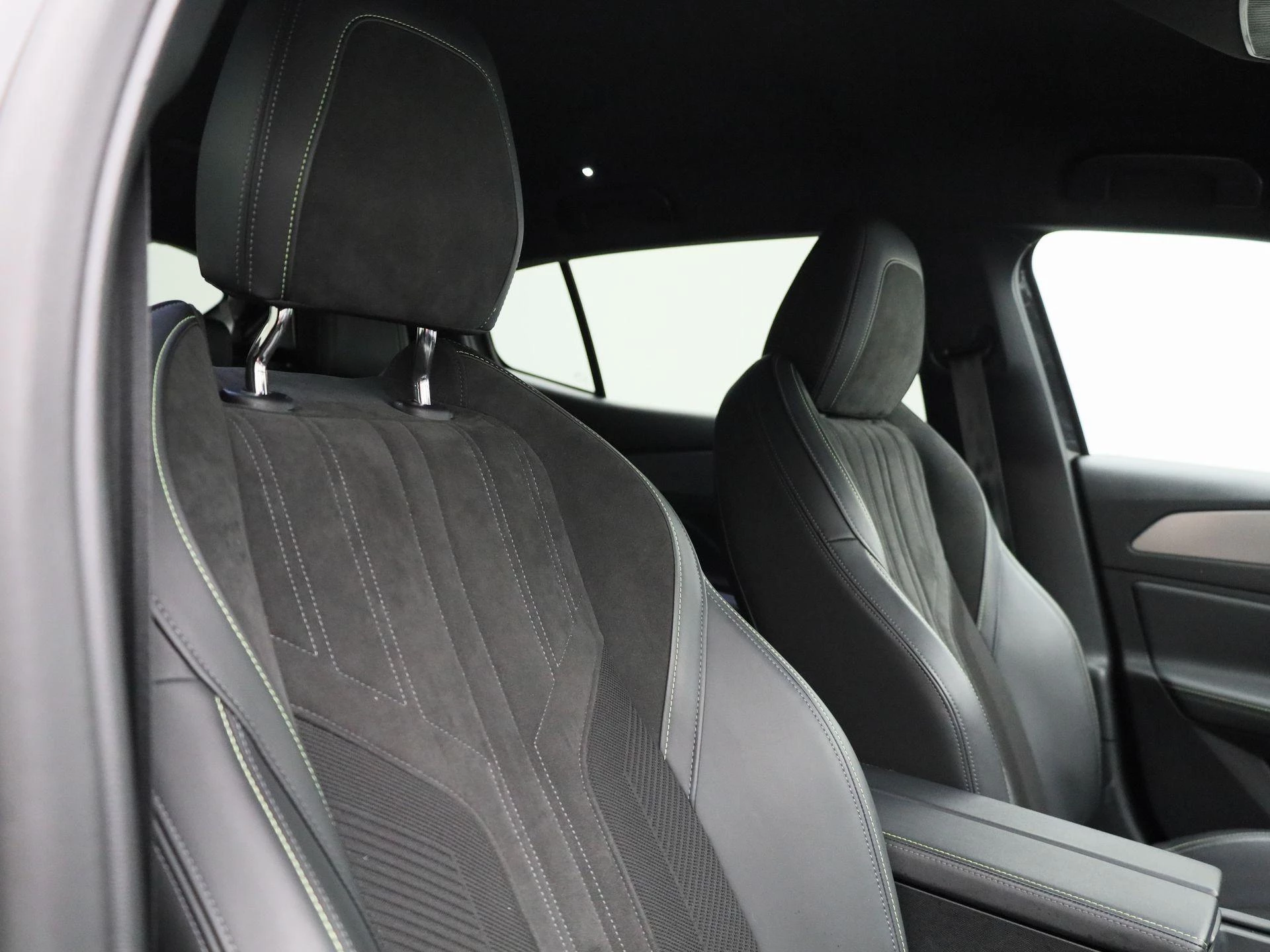 Peugeot 408 1.2 PureTech 130 S&S EAT8 GT