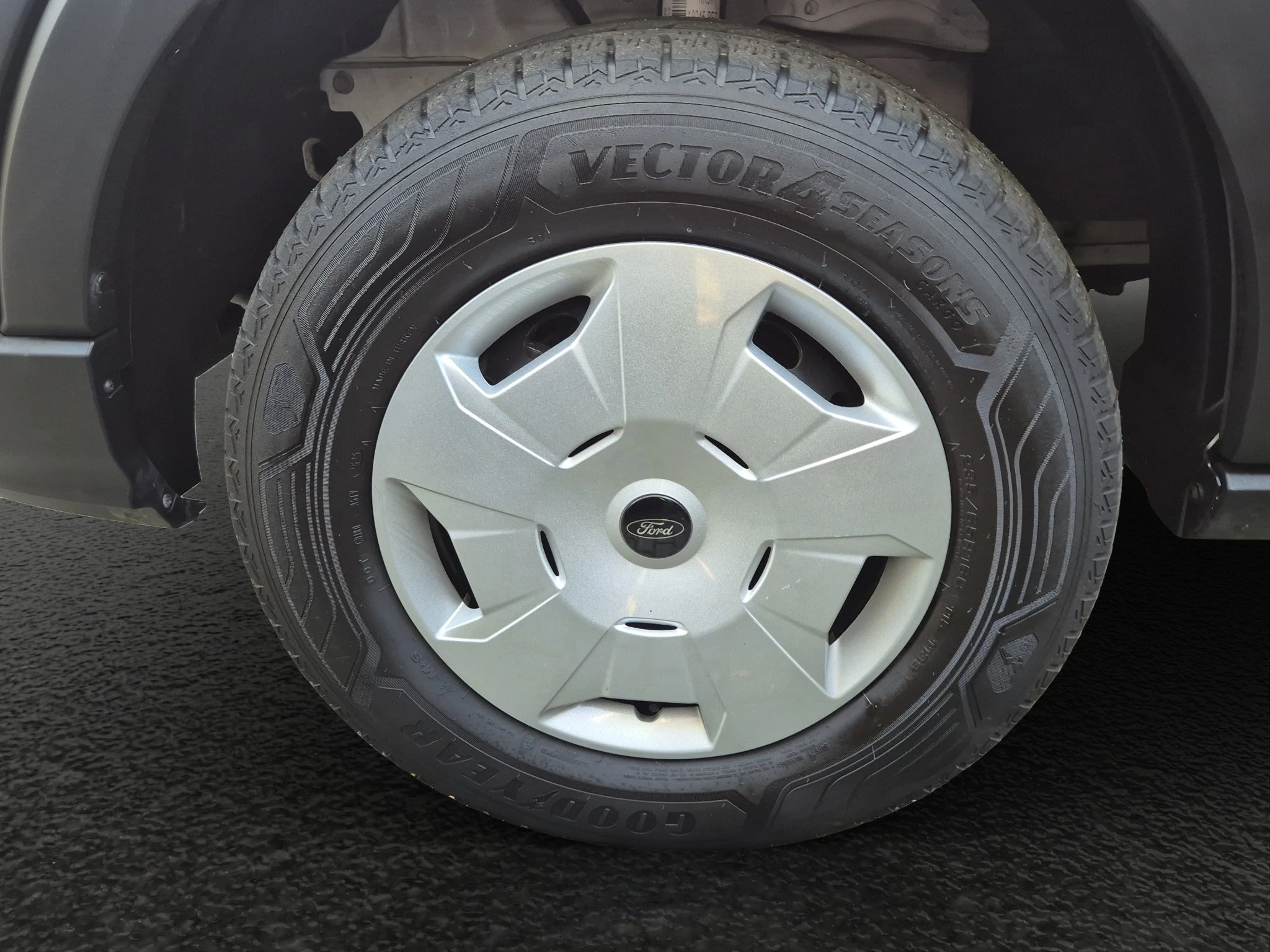 Ford-Transit-image-8