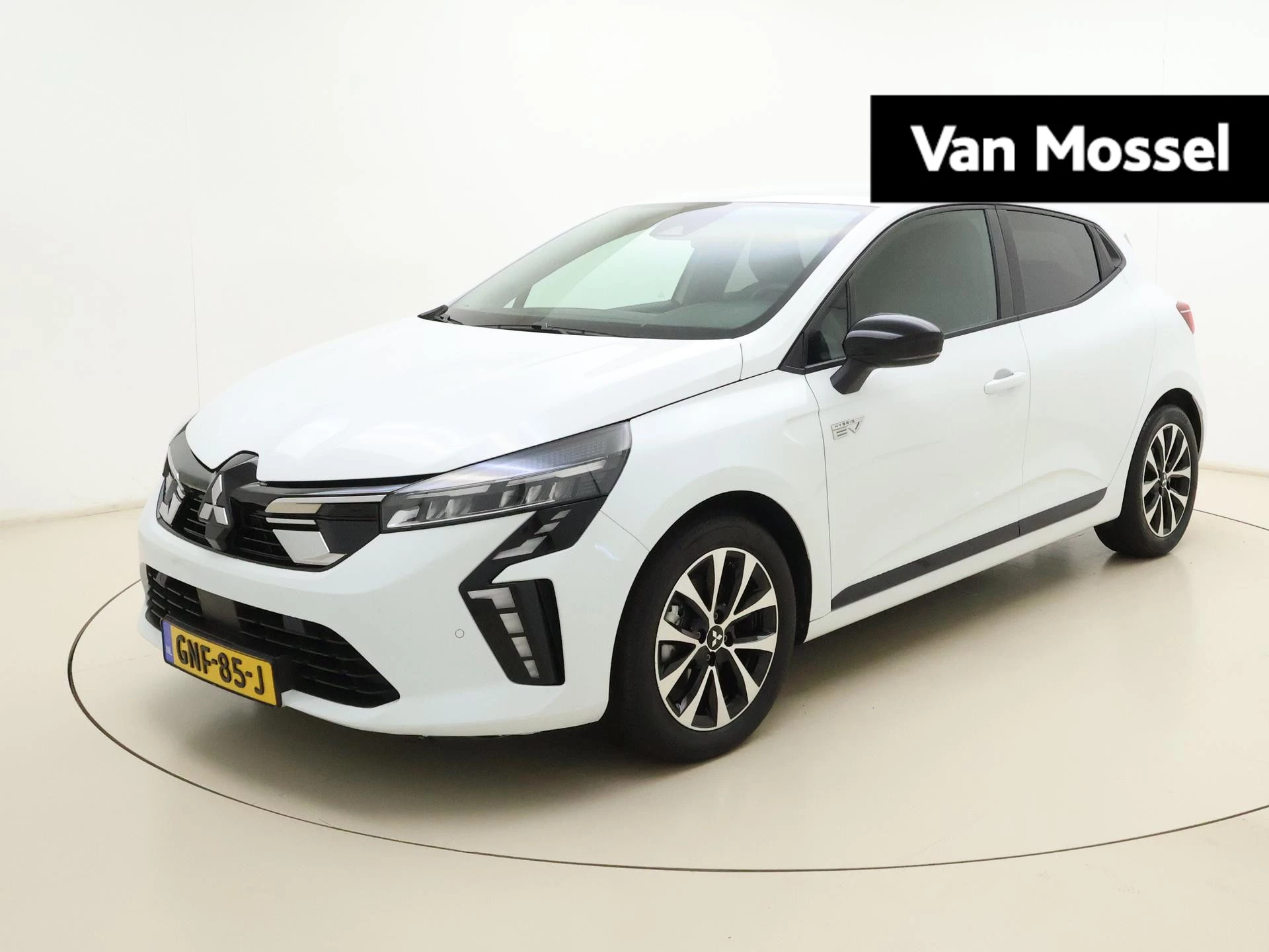 Mitsubishi-Colt-image-0