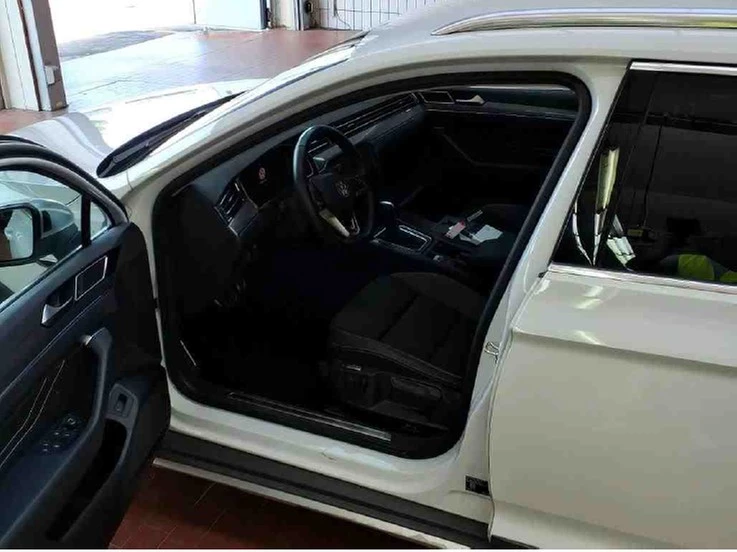 Volkswagen Passat Alltrack 2.0 TDI DSG 4Motion AHK