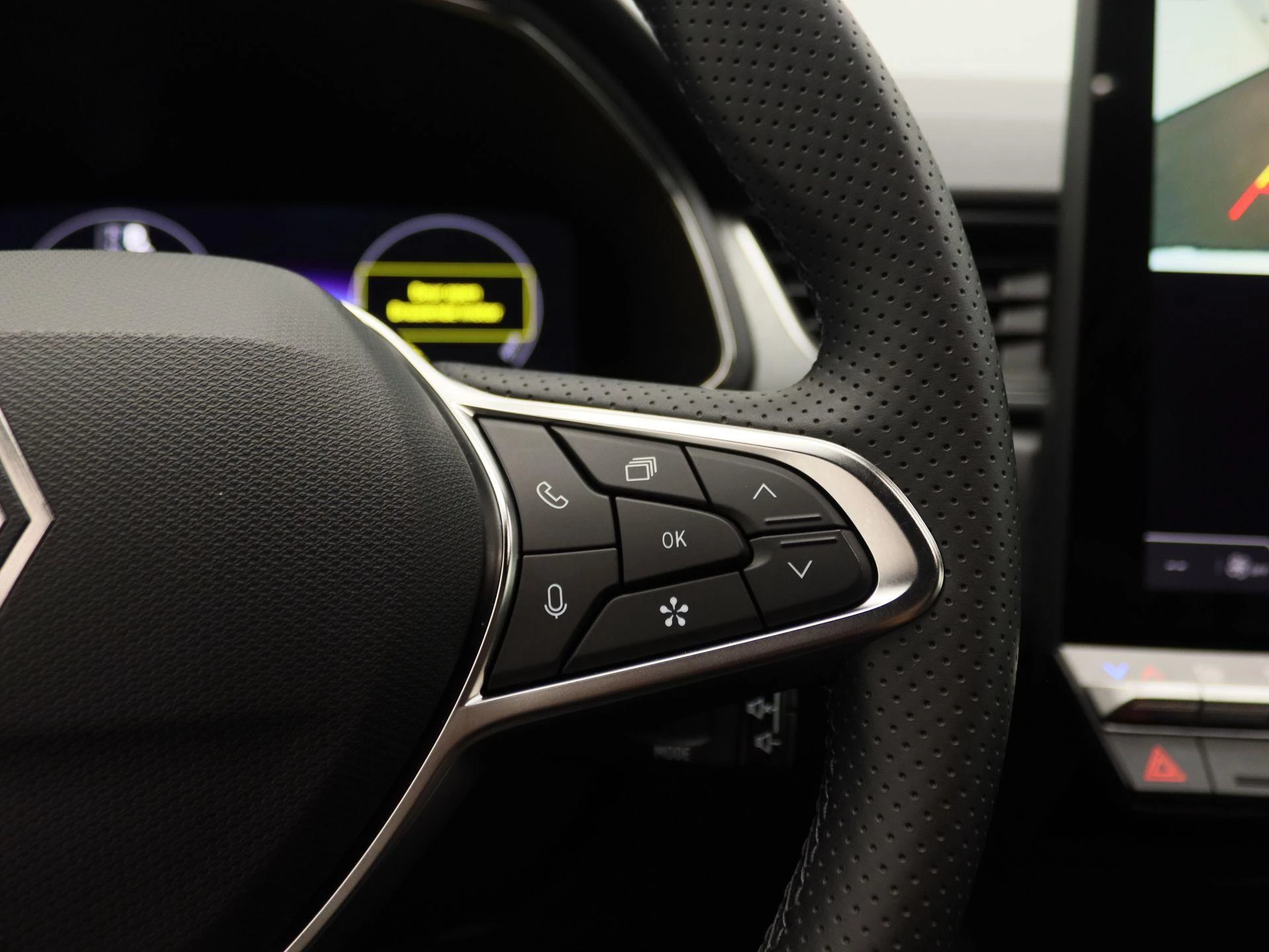 Renault-Captur-image-17