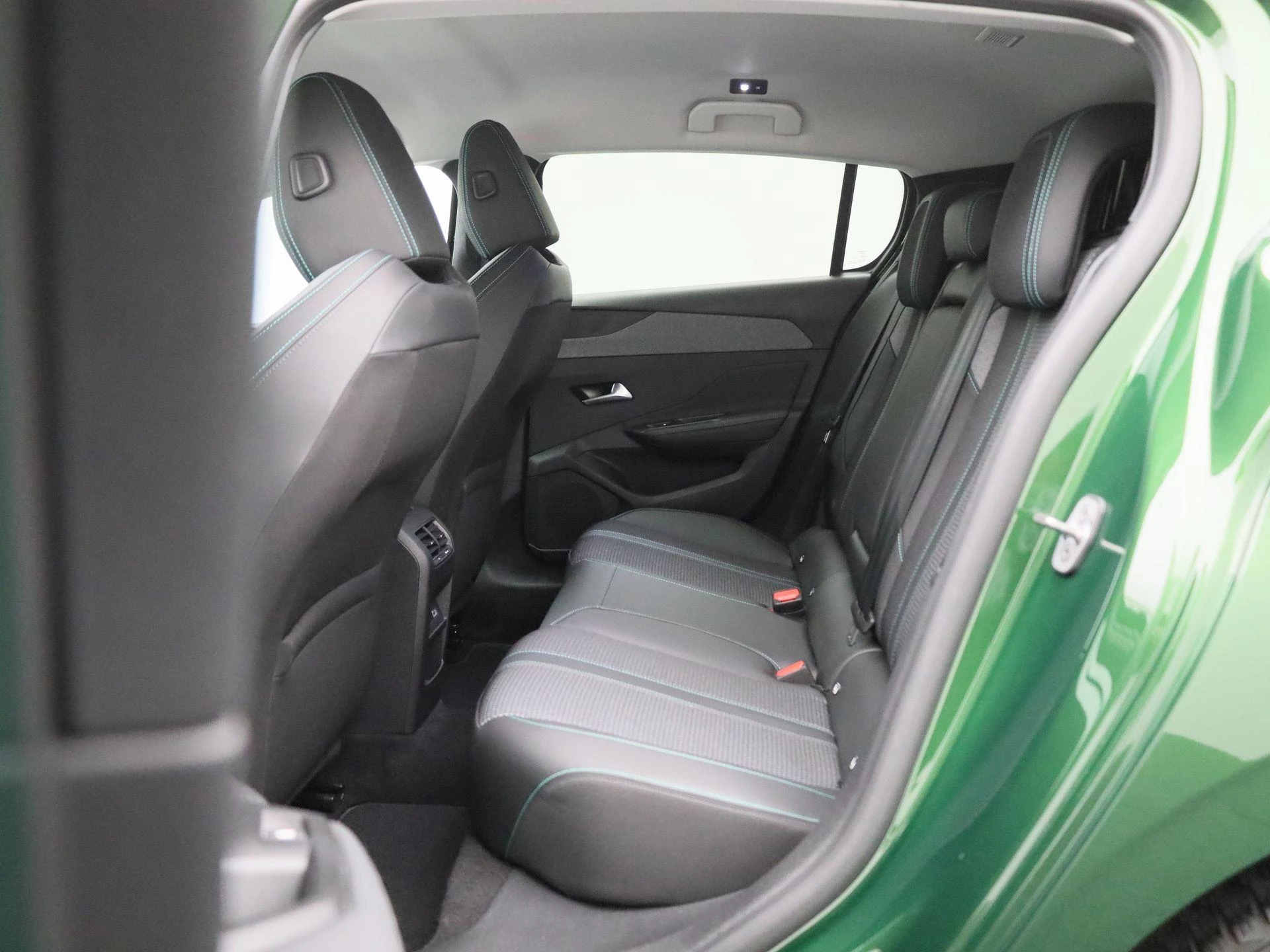 Peugeot-308-image-12