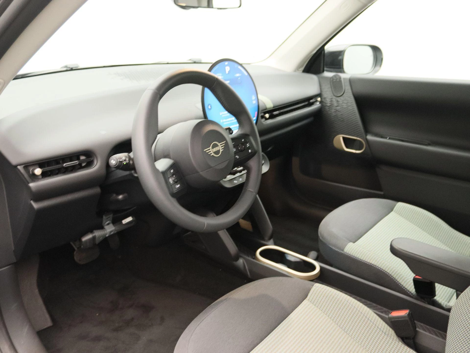 MINI 3-deurs Mini Cooper E Essential 40.7 kWh