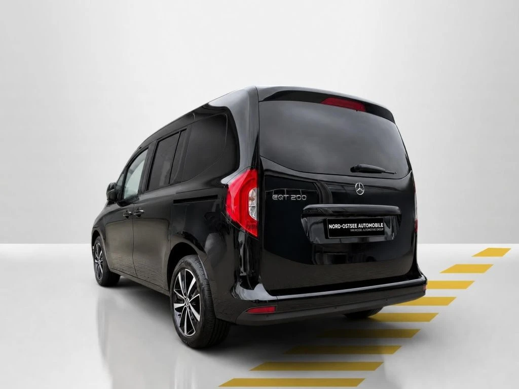 Mercedes-Benz-EQT 200-image-7
