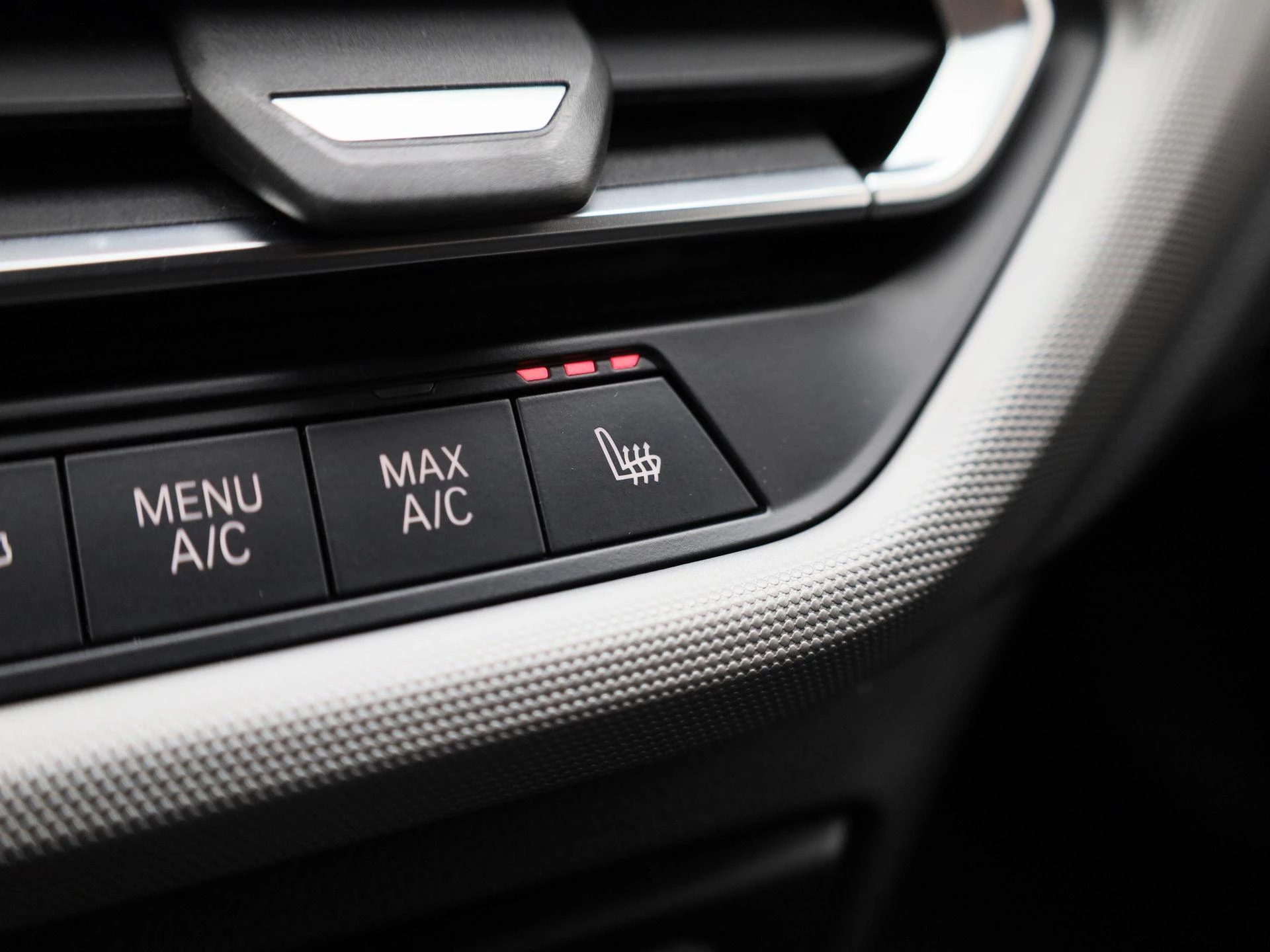 BMW-1 Serie-image-28