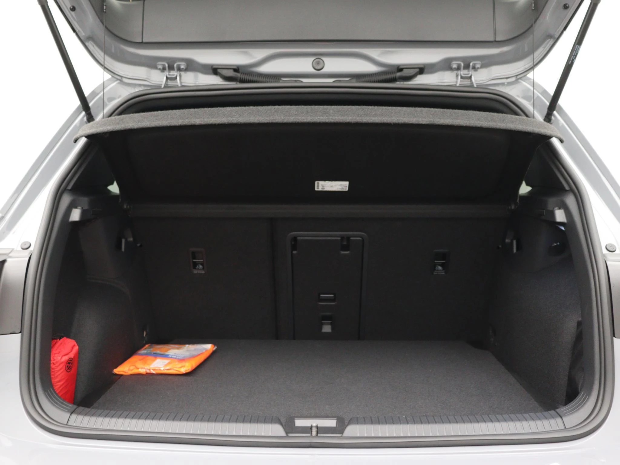 Volkswagen-Golf-image-12