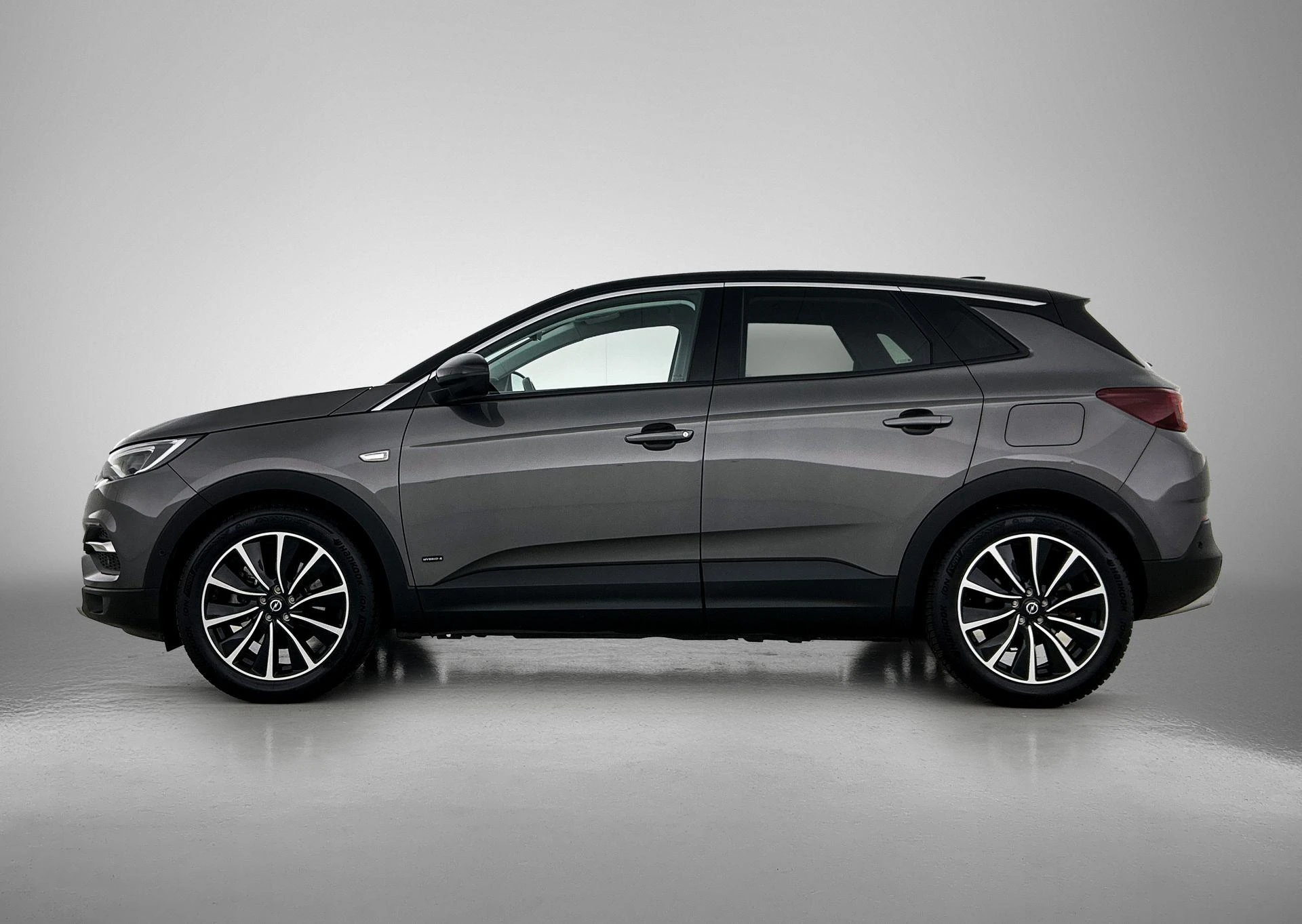 Opel-Grandland X-image-1