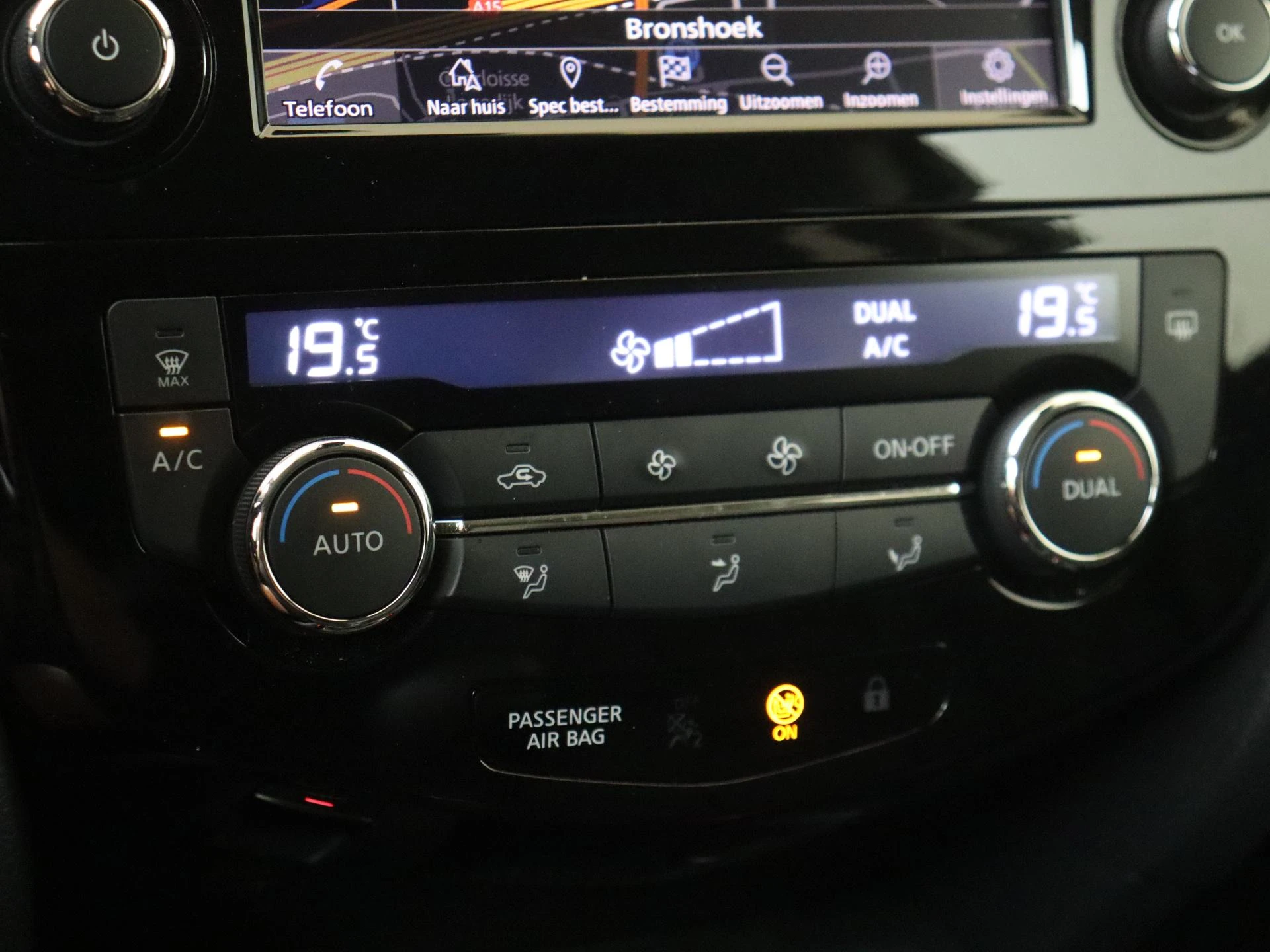 Nissan-QASHQAI-image-19
