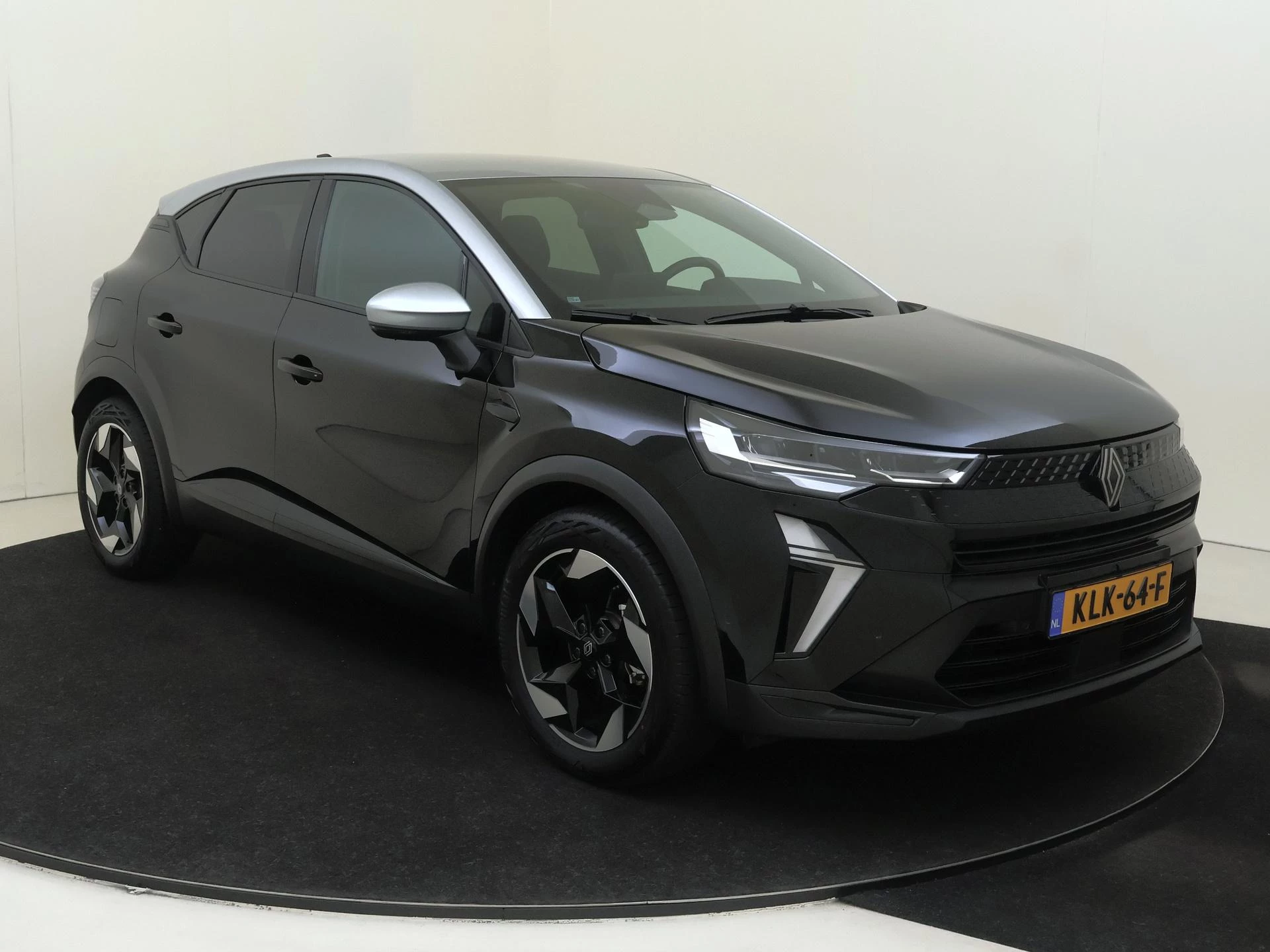 Renault Captur 1.8 E-Tech full hybrid 160 techno